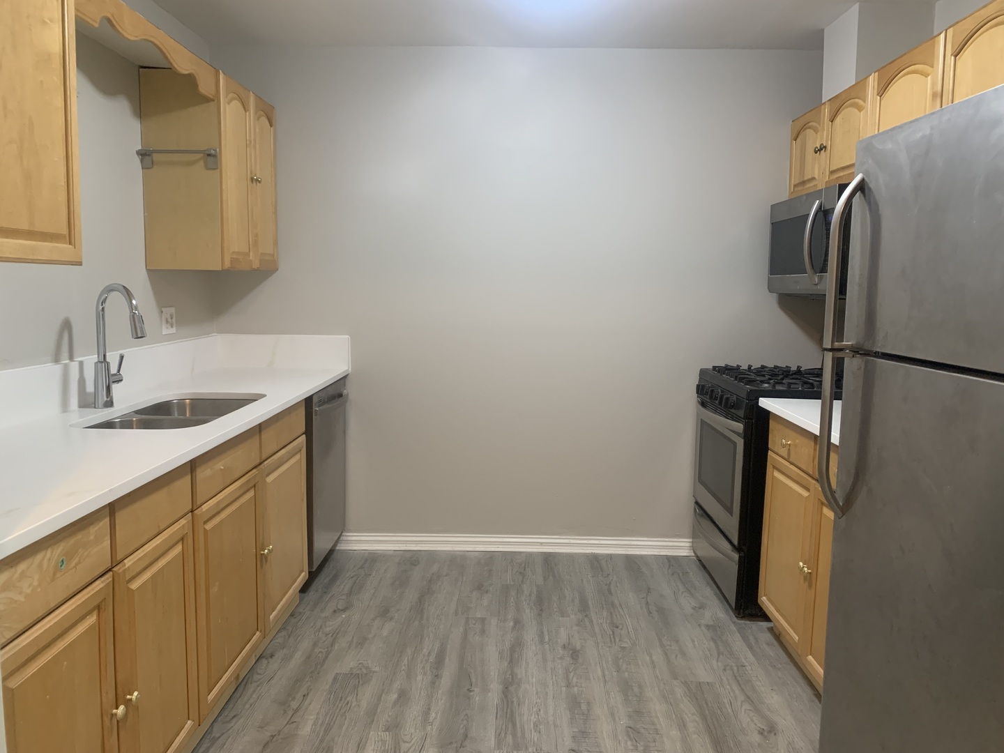 264 E Bailey Road #L, Naperville, IL 60565