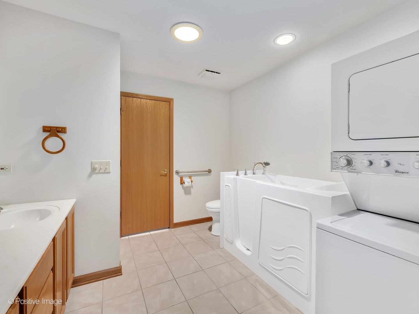 11180 Algonquin Road, Huntley, IL 60142