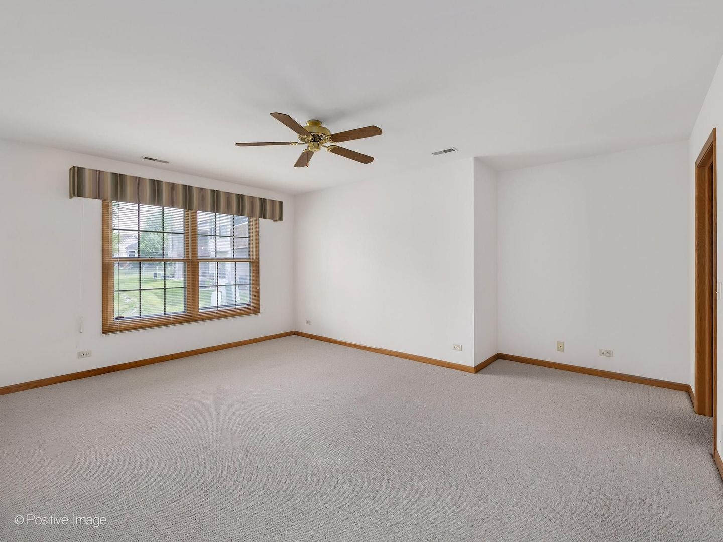 11180 Algonquin Road, Huntley, IL 60142