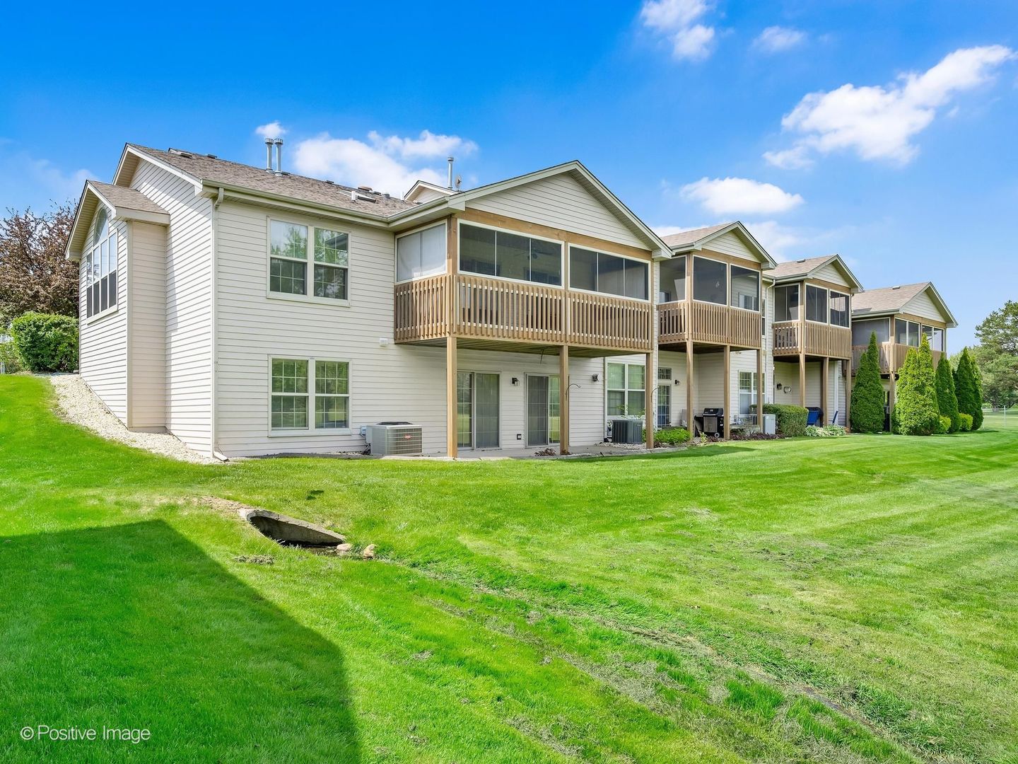 11180 Algonquin Road, Huntley, IL 60142