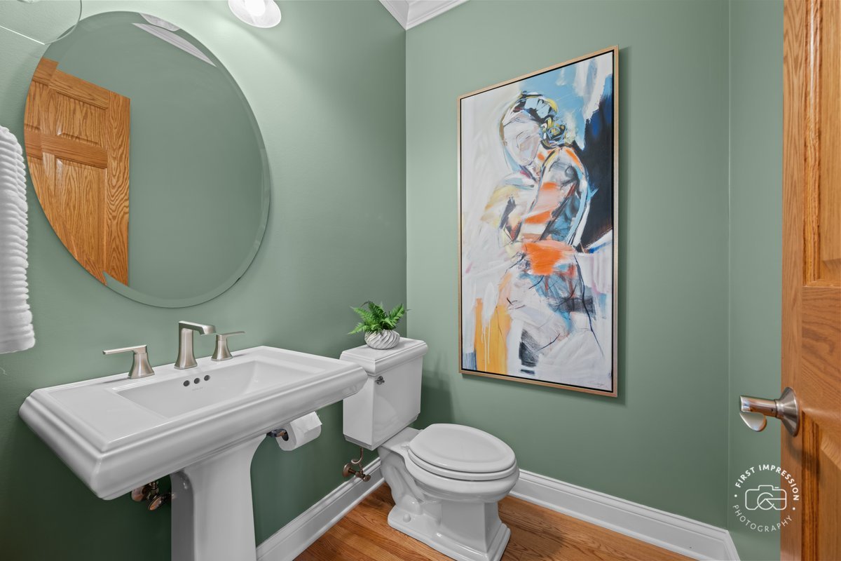 1127 Gilbert Avenue #1127, Downers Grove, IL 60515