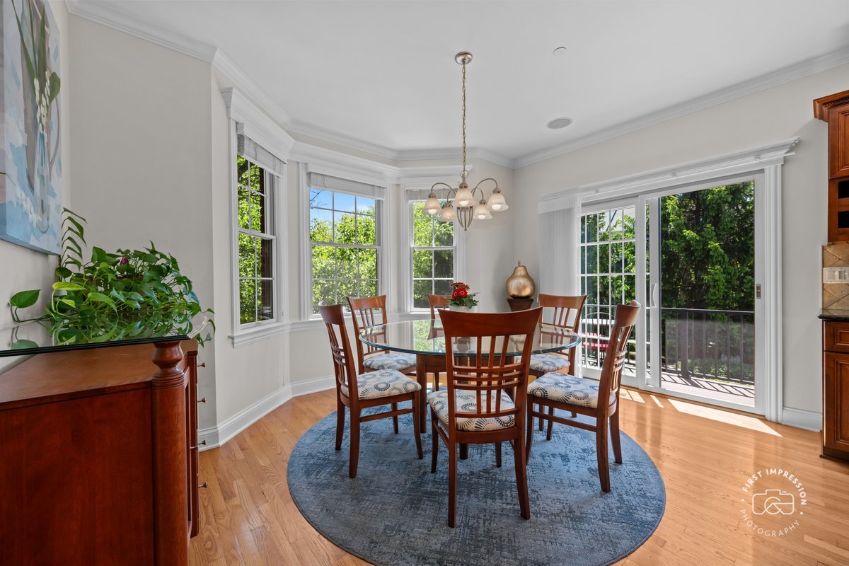 1127 Gilbert Avenue #1127, Downers Grove, IL 60515
