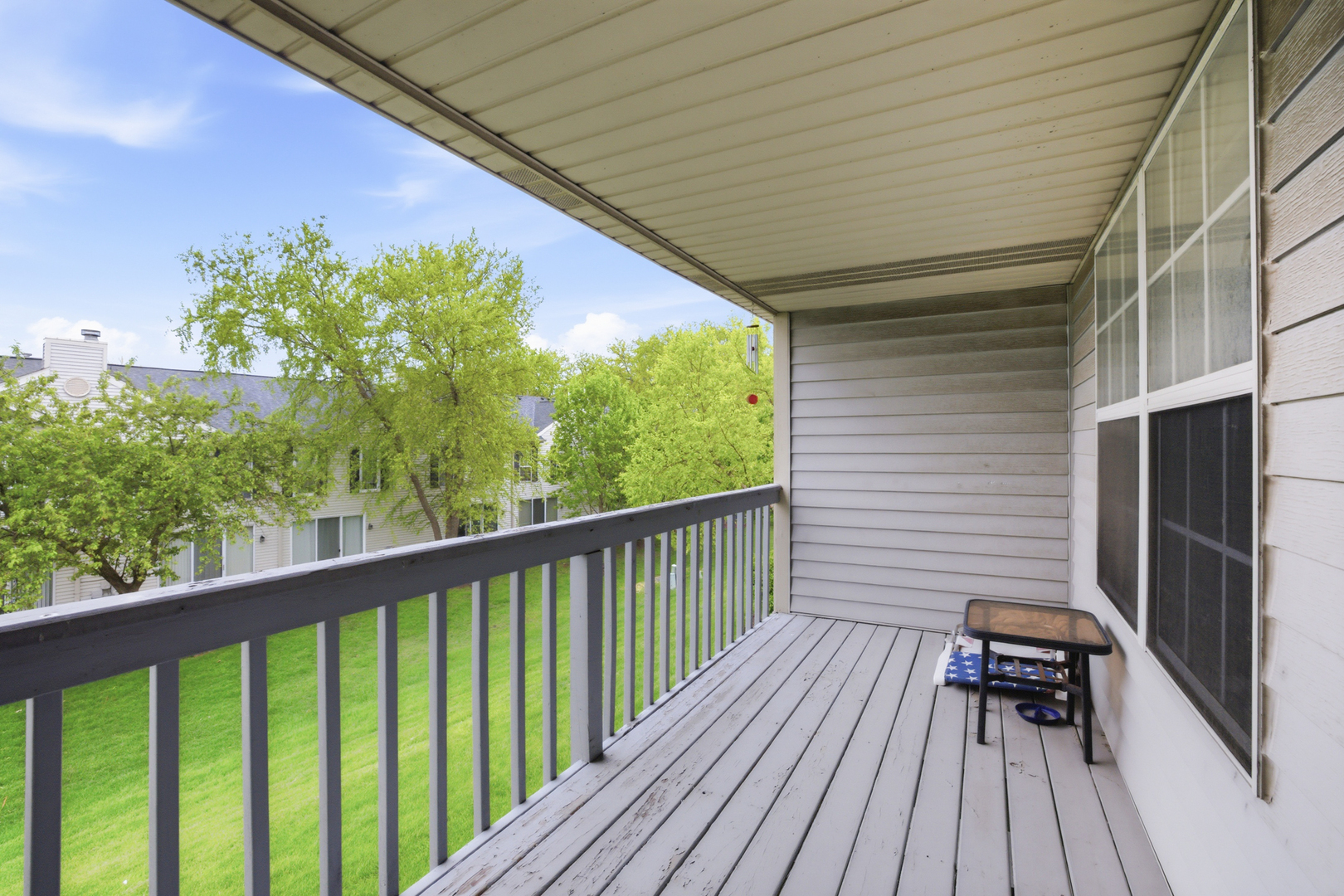 1441 GREENS Court #B, Glendale Heights, IL 60139