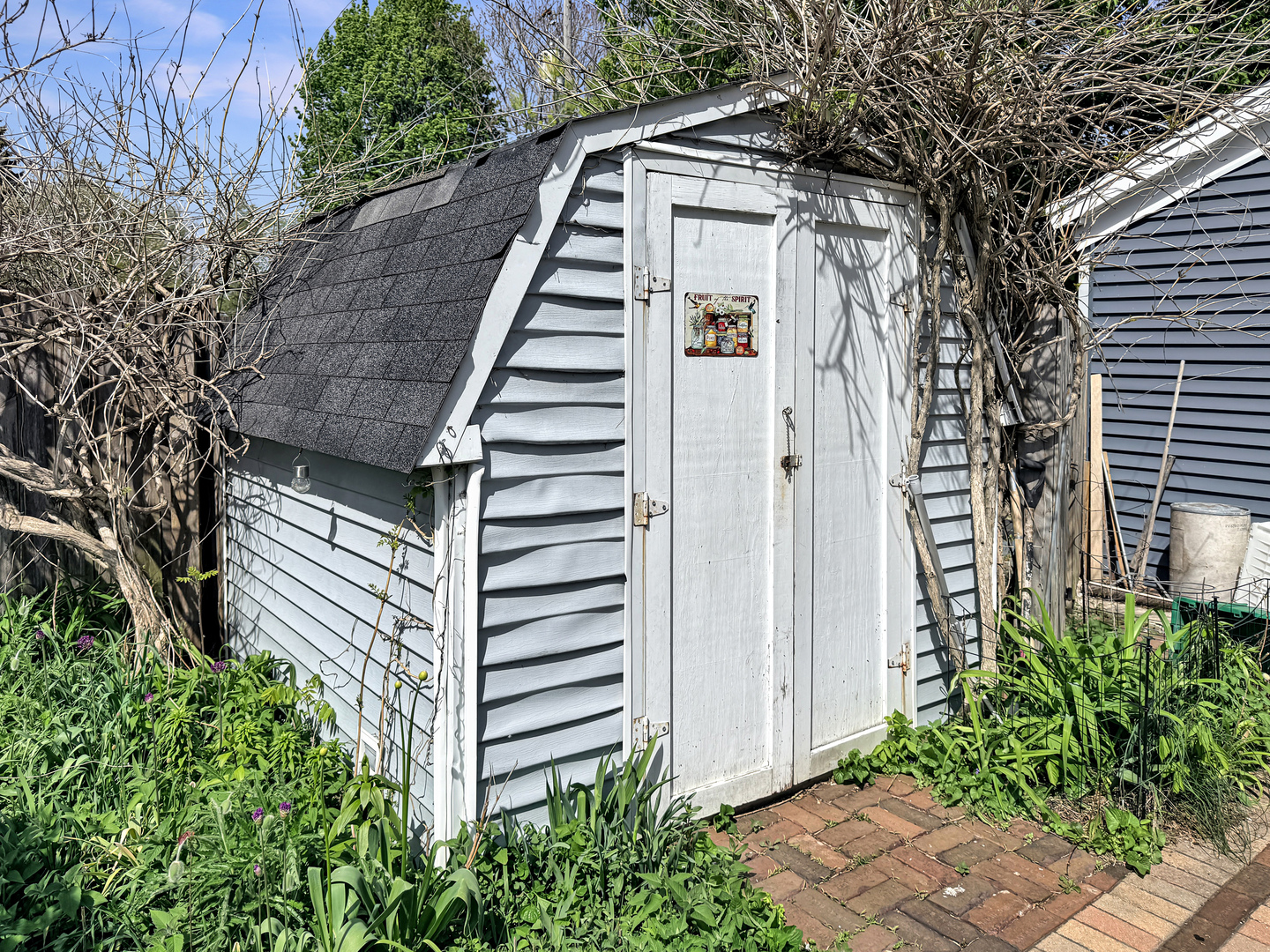511 Chestnut Street, Waukegan, IL 60085