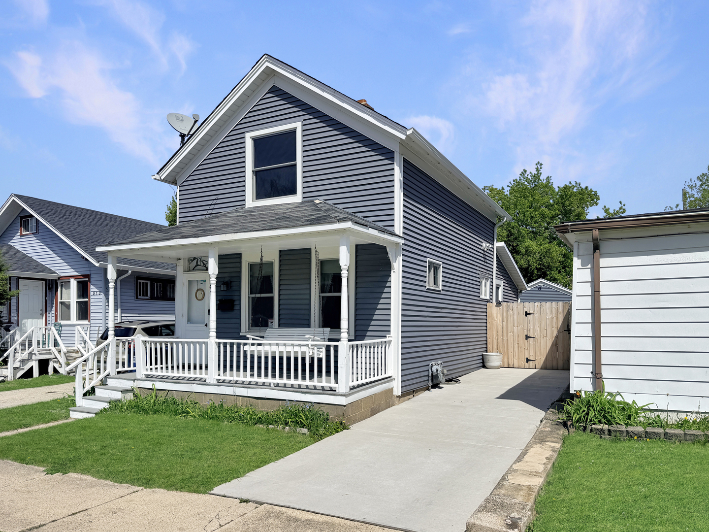 511 Chestnut Street, Waukegan, IL 60085