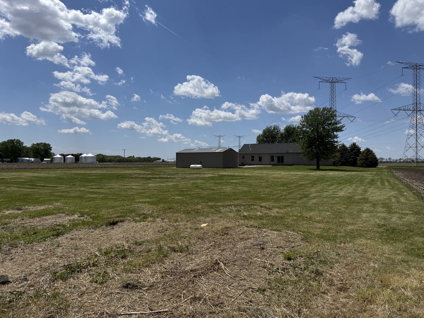 410 S Higgins Road, Mazon, IL 60444