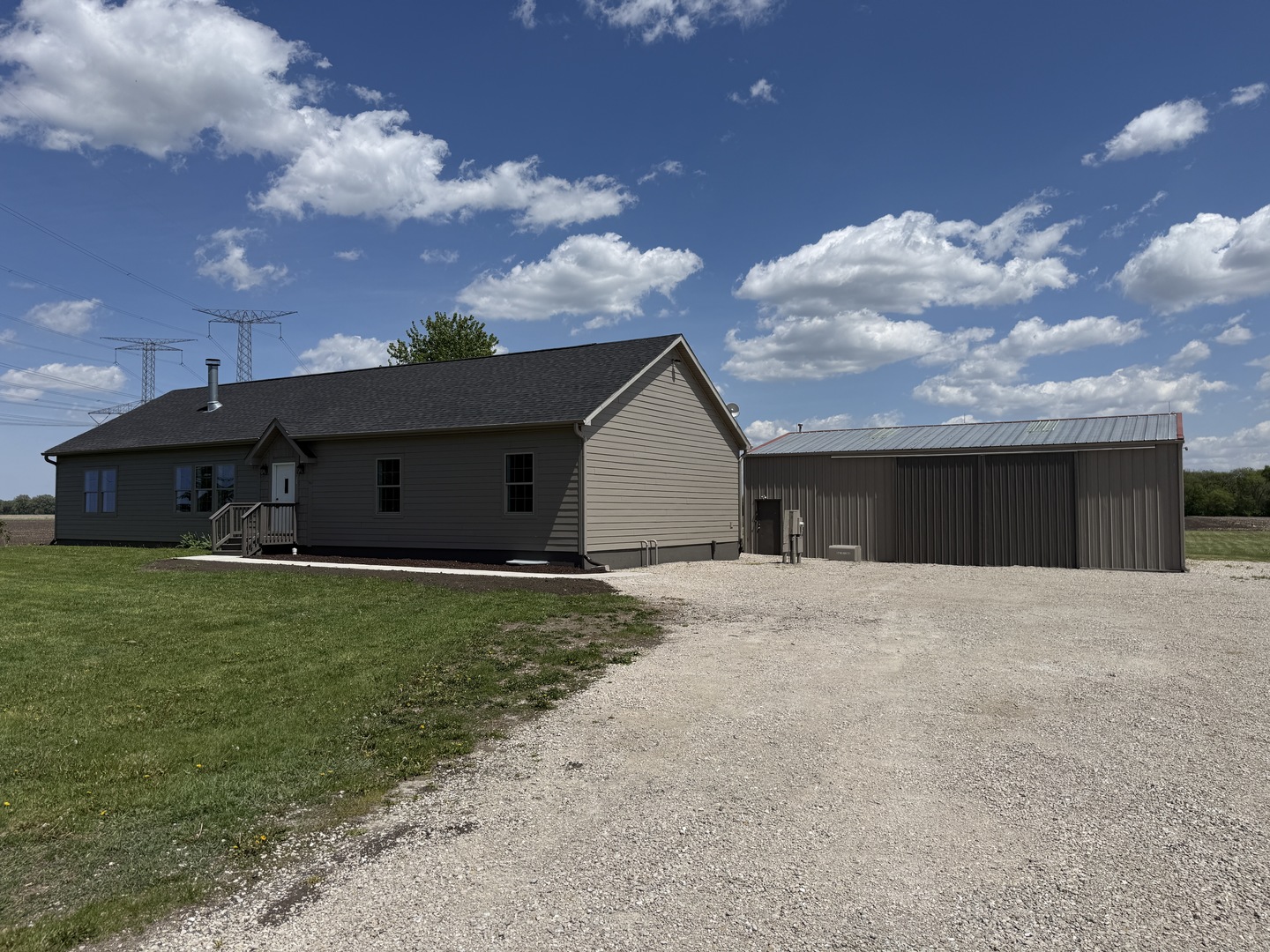 410 S Higgins Road, Mazon, IL 60444