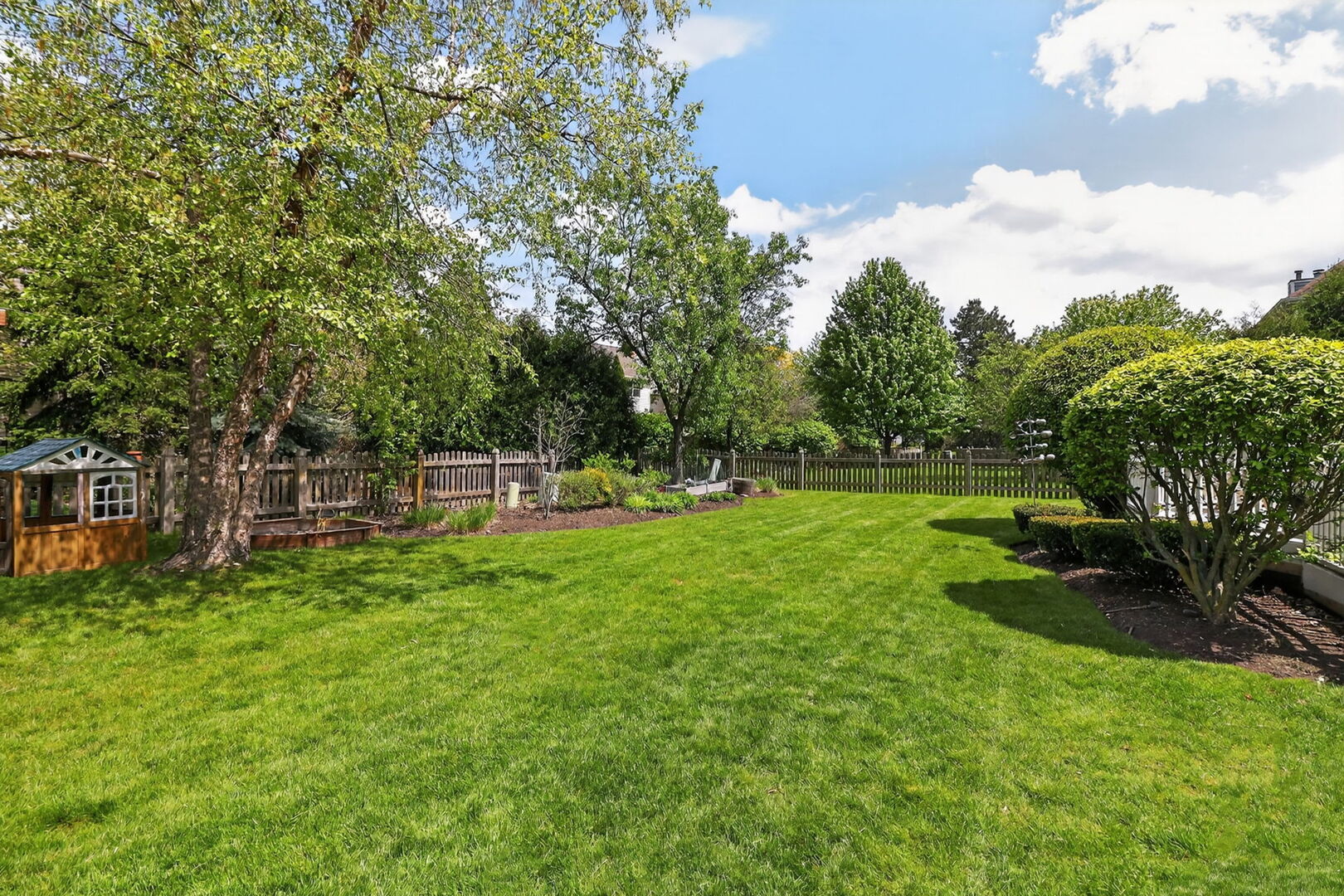 2815 Carriage Way, Aurora, IL 60504