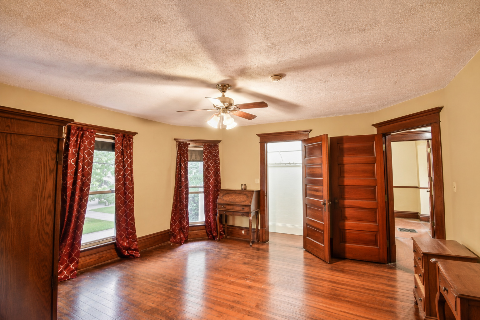 300 N Wolf Street, Odell, IL 60460