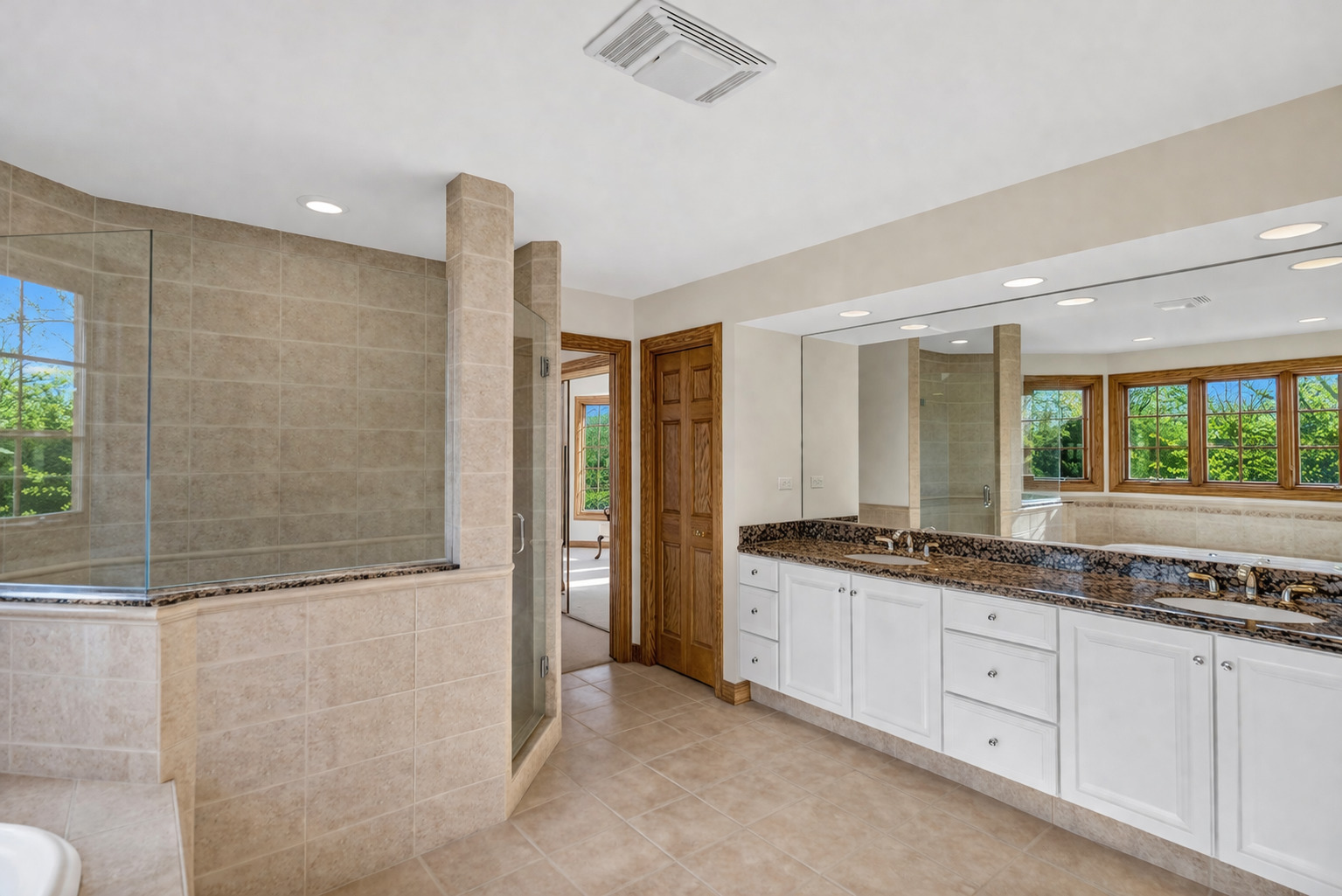 2321 Coach Road, Long Grove, IL 60047