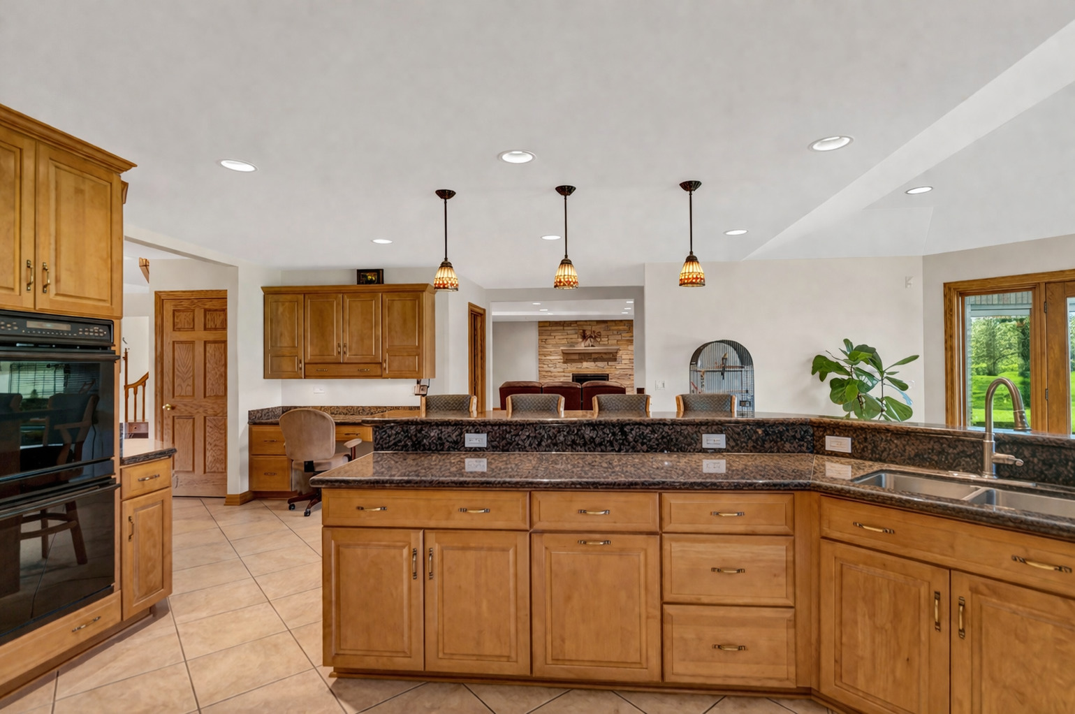 2321 Coach Road, Long Grove, IL 60047