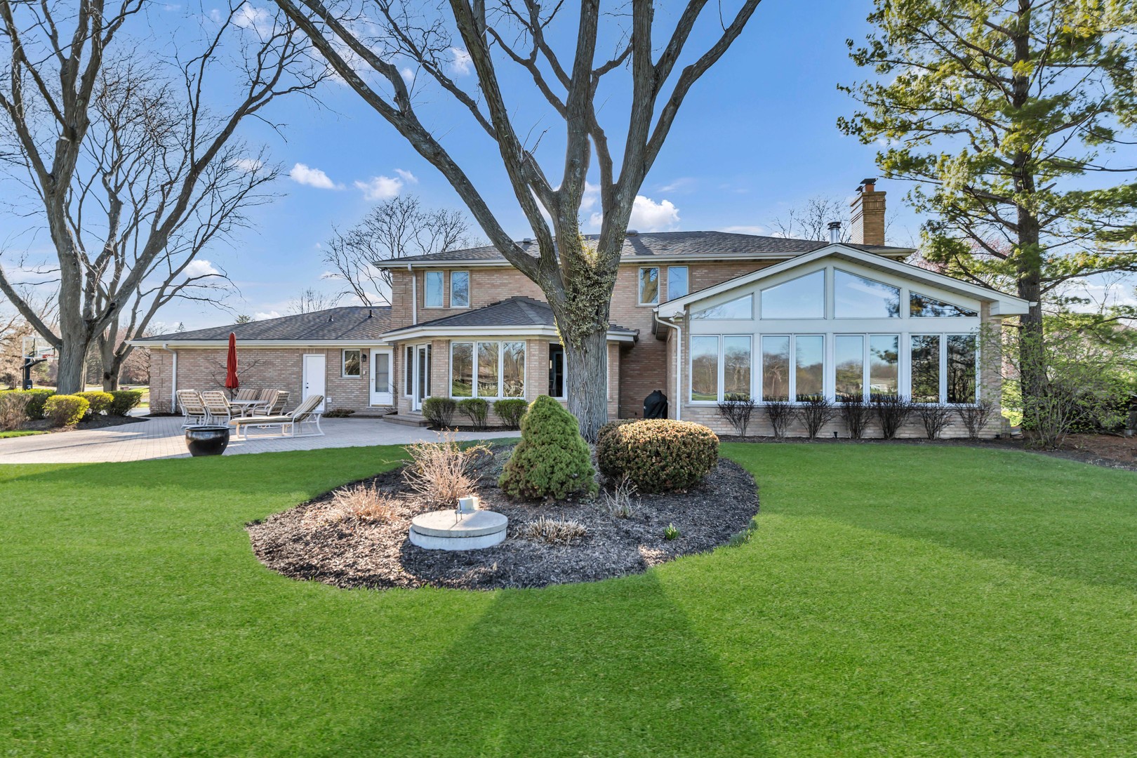 2321 Coach Road, Long Grove, IL 60047