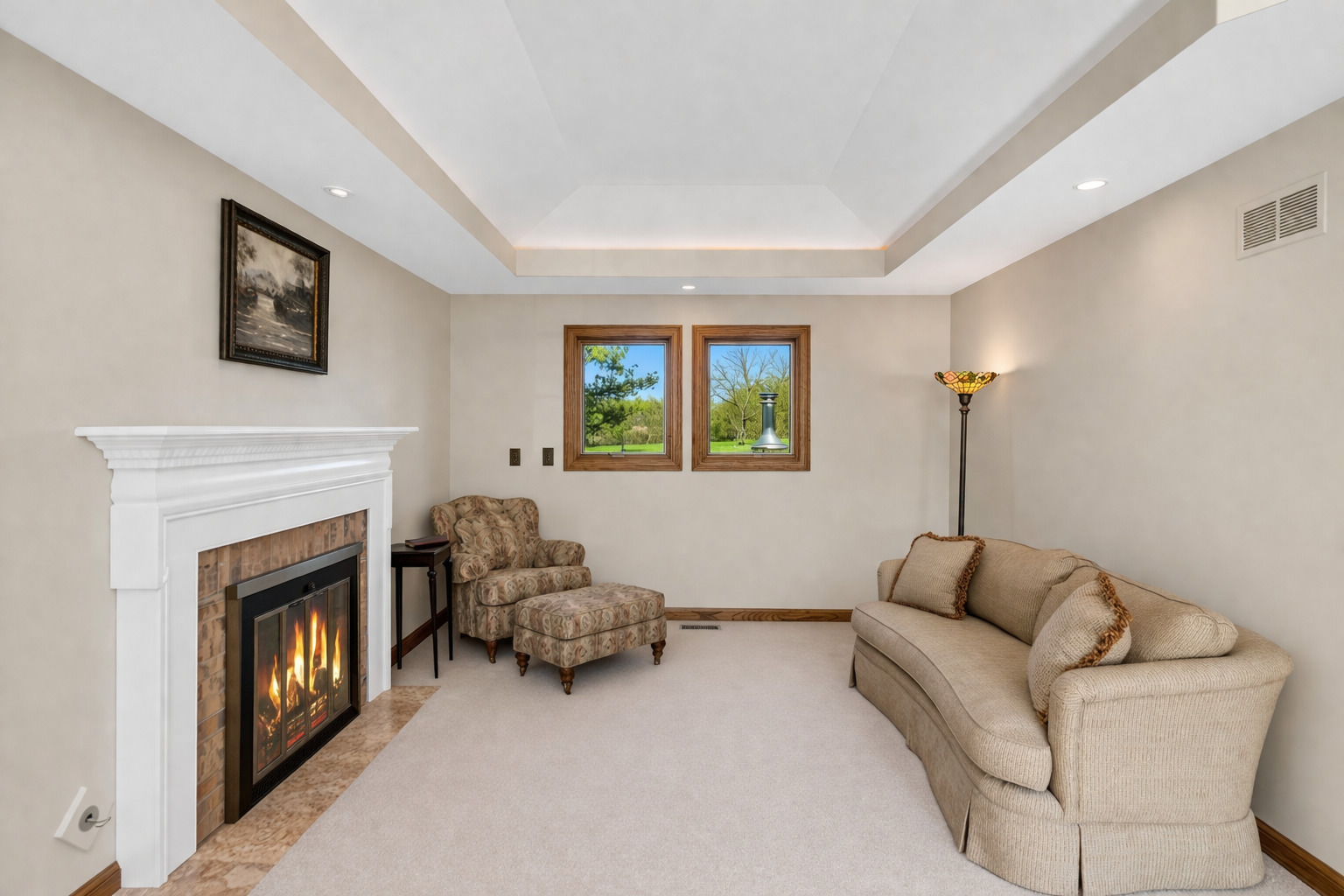 2321 Coach Road, Long Grove, IL 60047