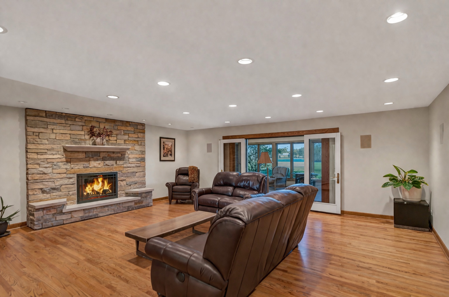 2321 Coach Road, Long Grove, IL 60047