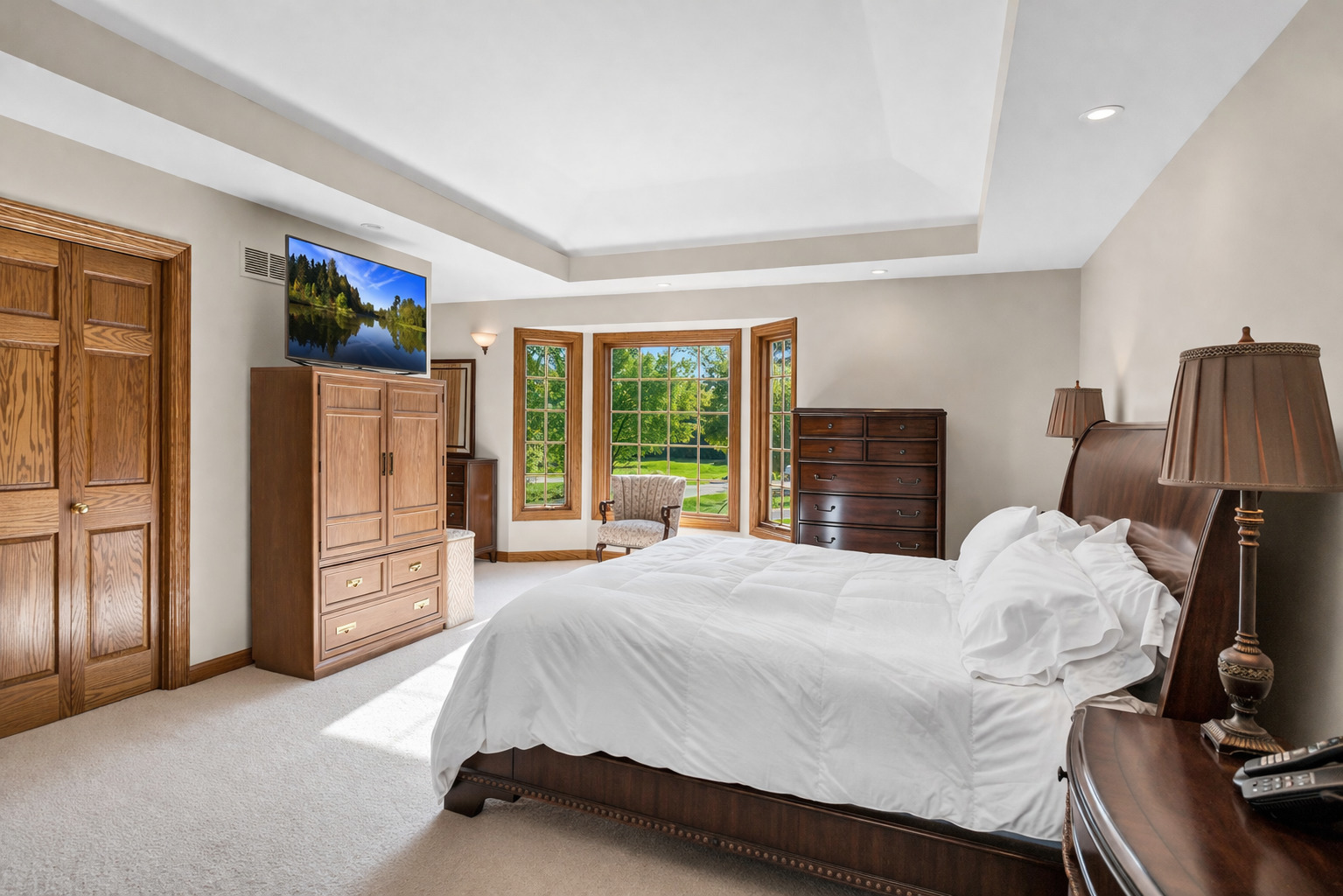 2321 Coach Road, Long Grove, IL 60047
