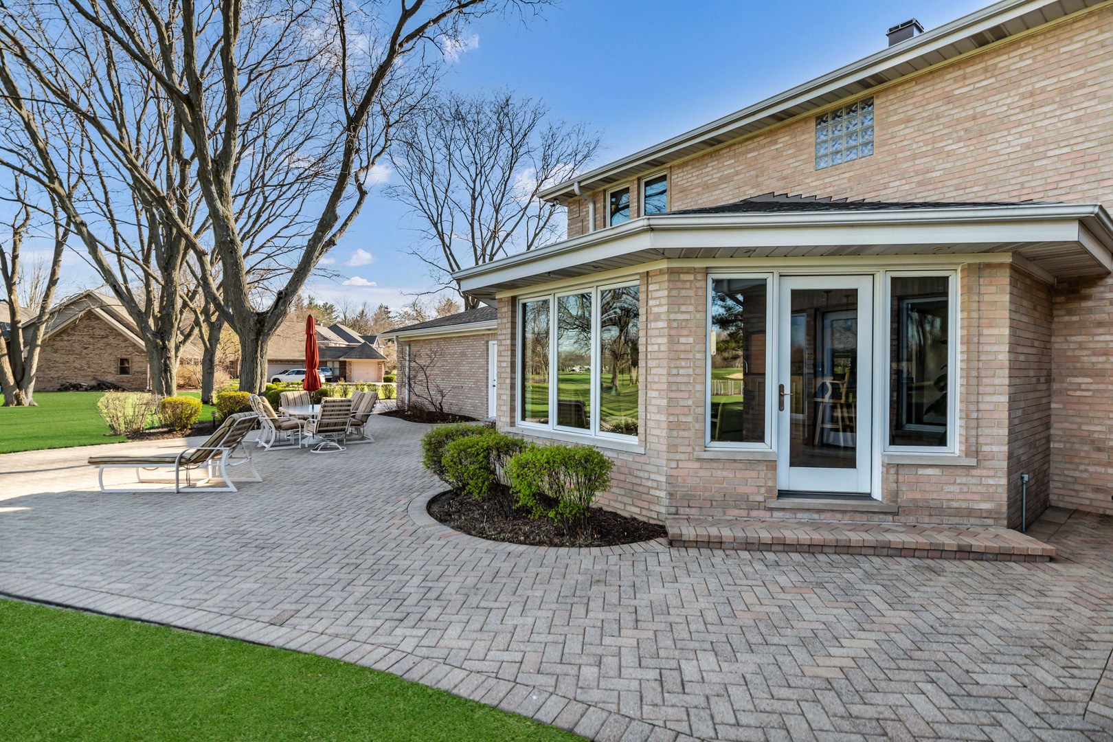 2321 Coach Road, Long Grove, IL 60047