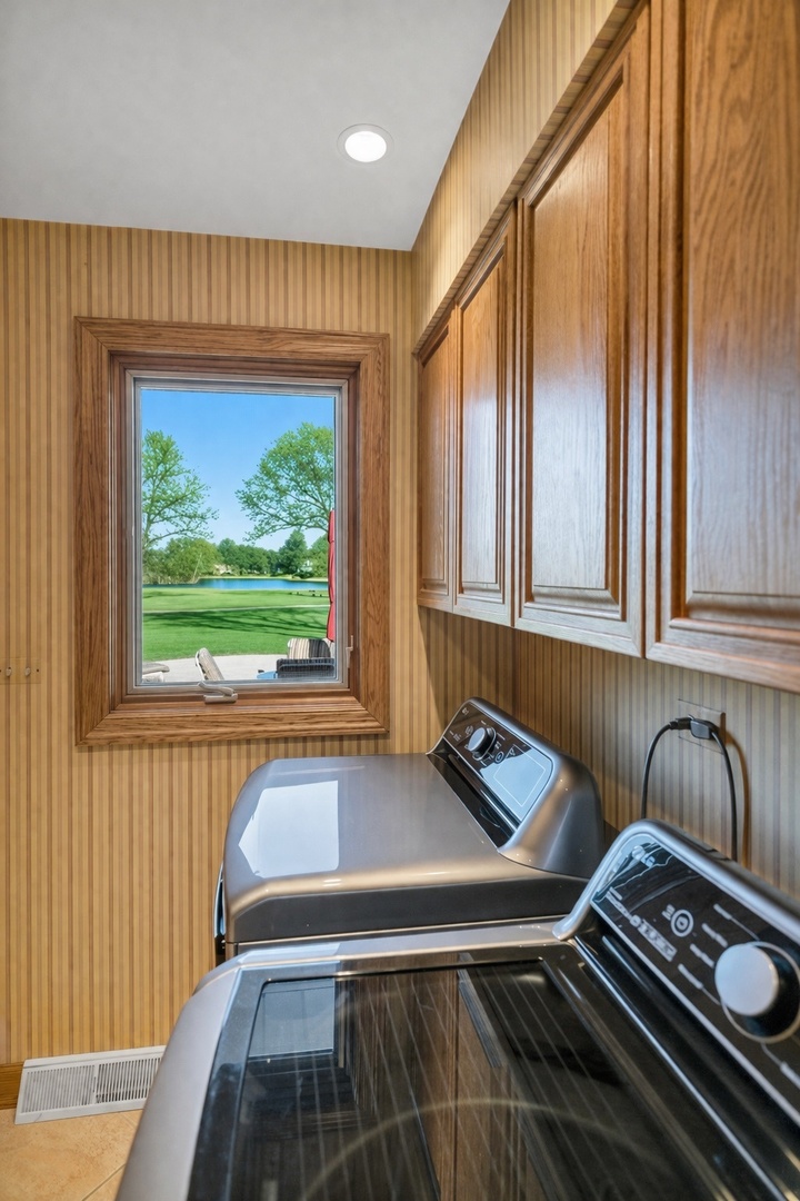 2321 Coach Road, Long Grove, IL 60047