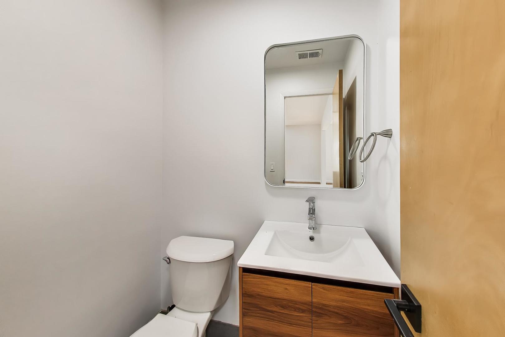 1108 Fortuna Avenue #2, Park Ridge, IL 60068