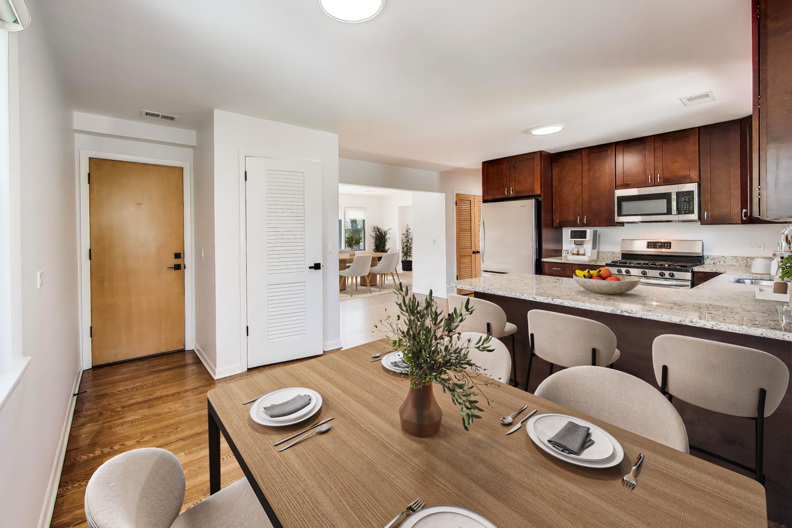1108 Fortuna Avenue #2, Park Ridge, IL 60068
