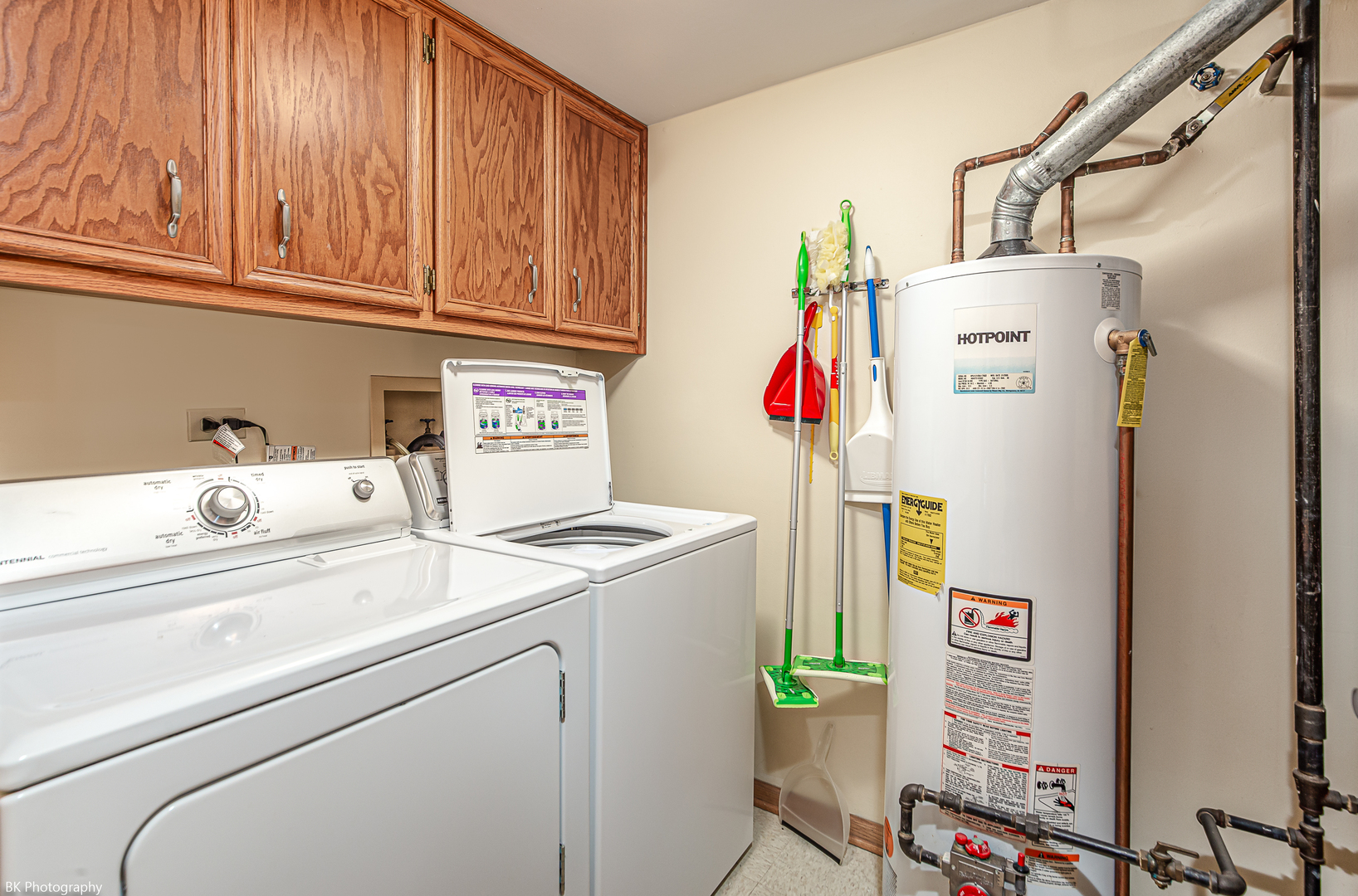 5031 Circle Drive #207, Crestwood, IL 60418