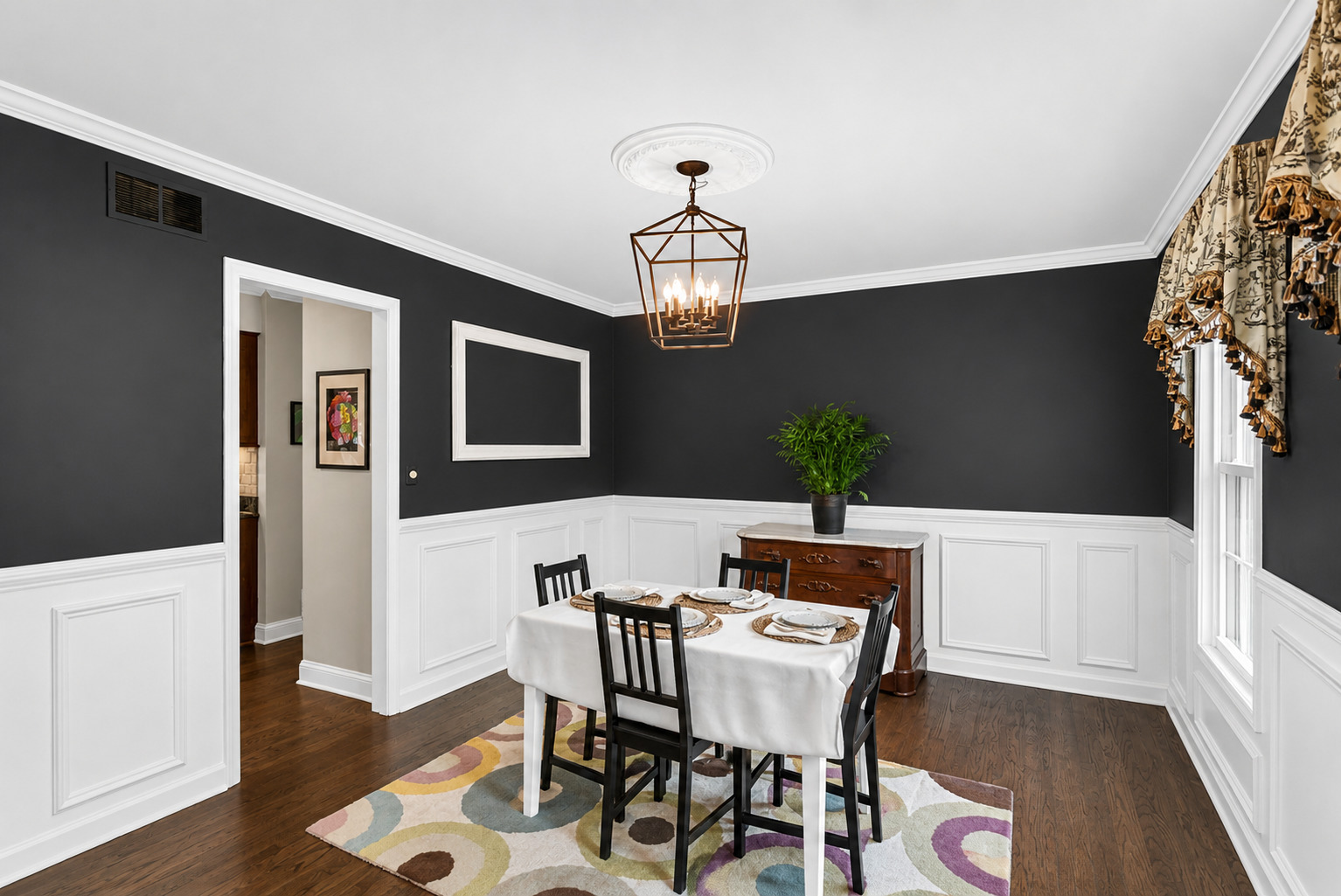 2045 Somerset Lane, Wheaton, IL 60189