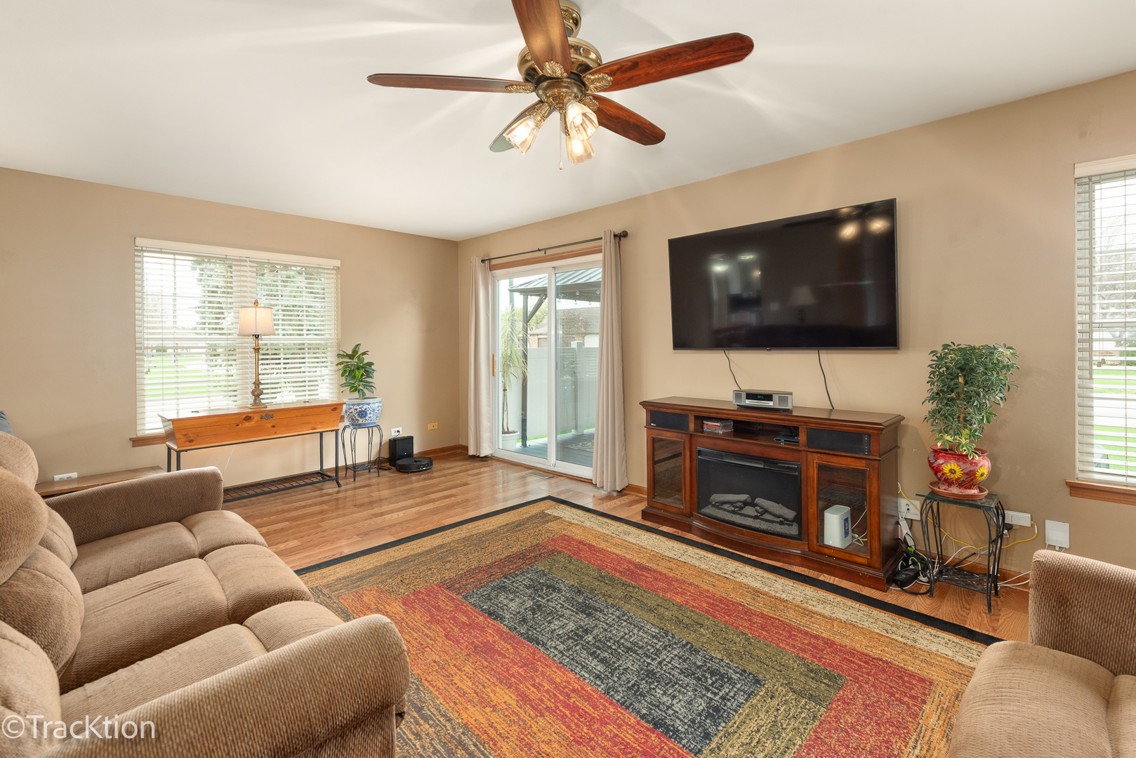 20838 W Peppertree Court, Plainfield, IL 60544