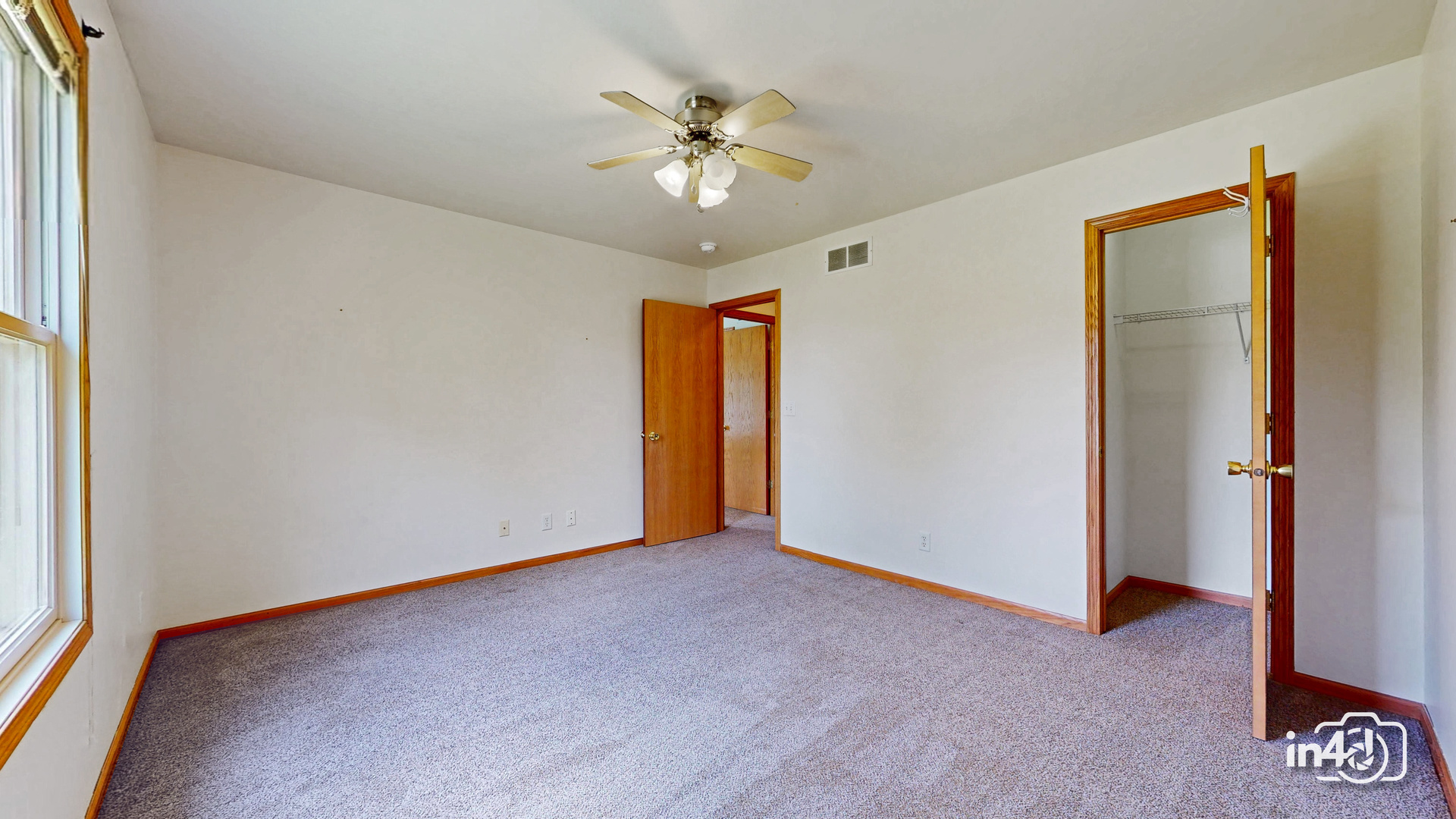 247-253 N Cross Street, Sycamore, IL 60178
