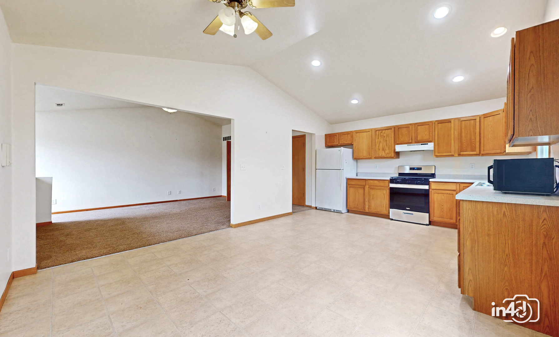 247-253 N Cross Street, Sycamore, IL 60178