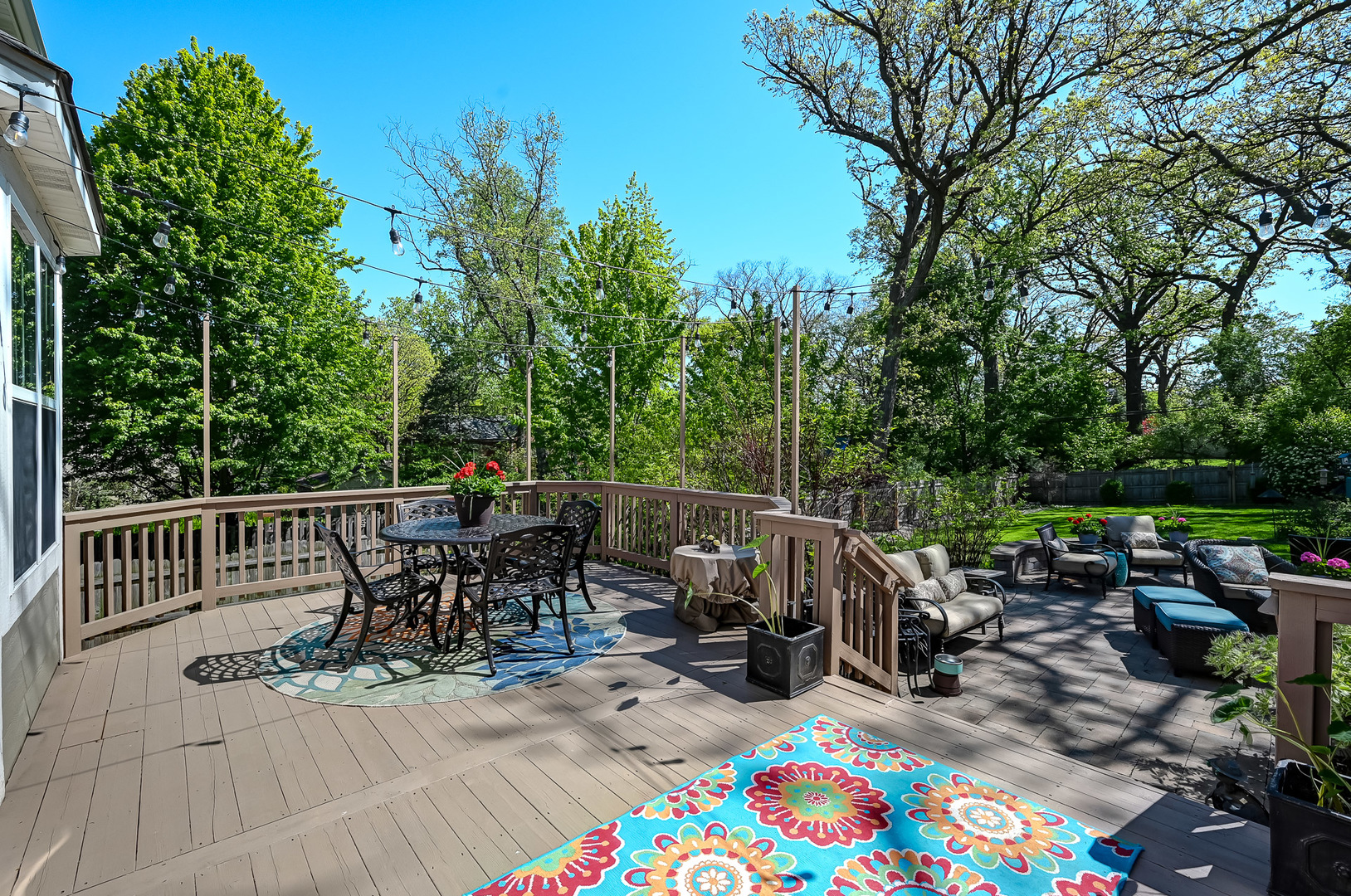 5607 Hillcrest Road, Downers Grove, IL 60516