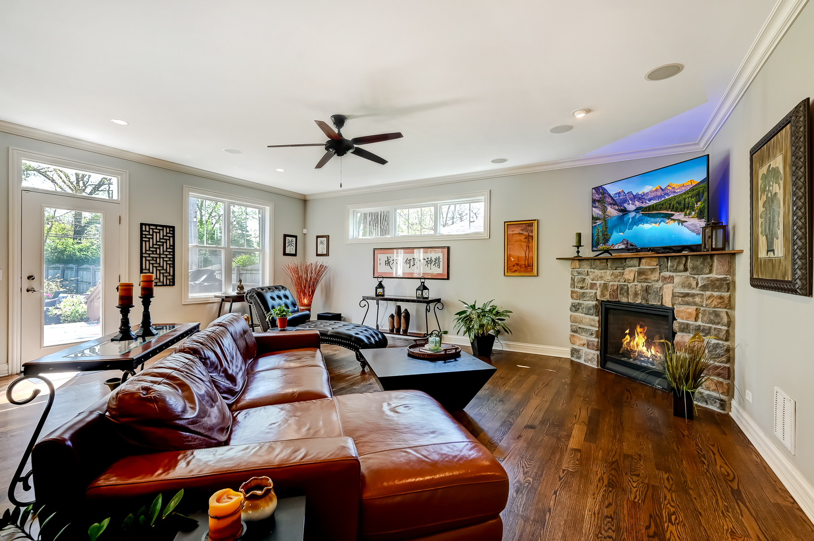 5607 Hillcrest Road, Downers Grove, IL 60516
