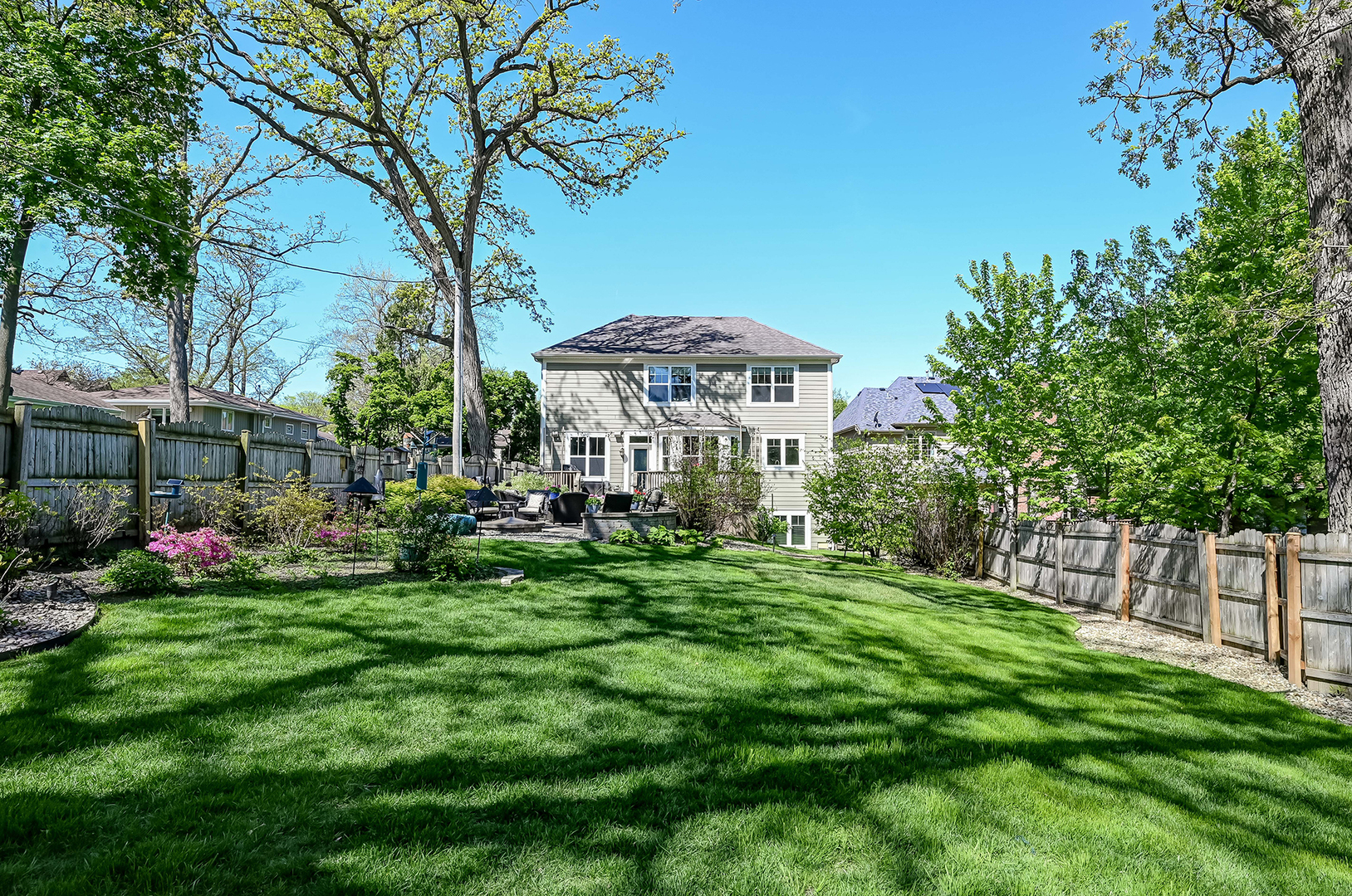 5607 Hillcrest Road, Downers Grove, IL 60516