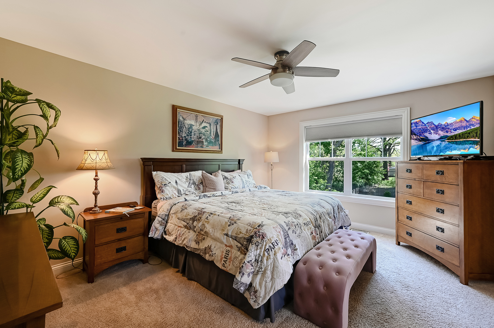 5607 Hillcrest Road, Downers Grove, IL 60516