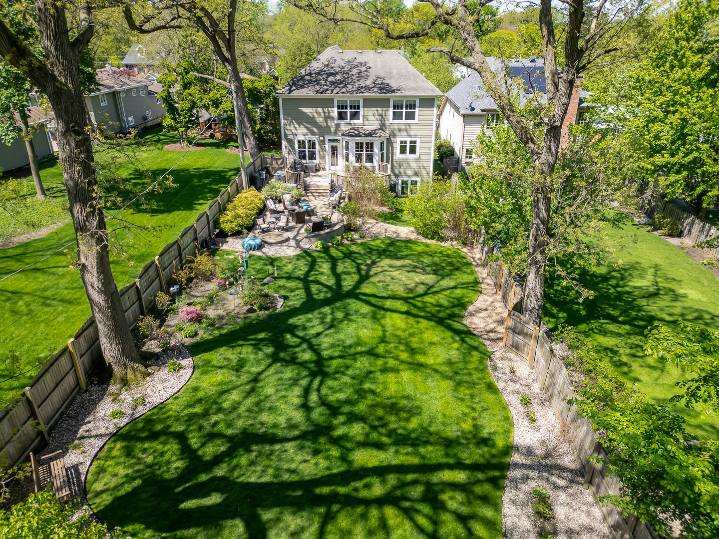 5607 Hillcrest Road, Downers Grove, IL 60516