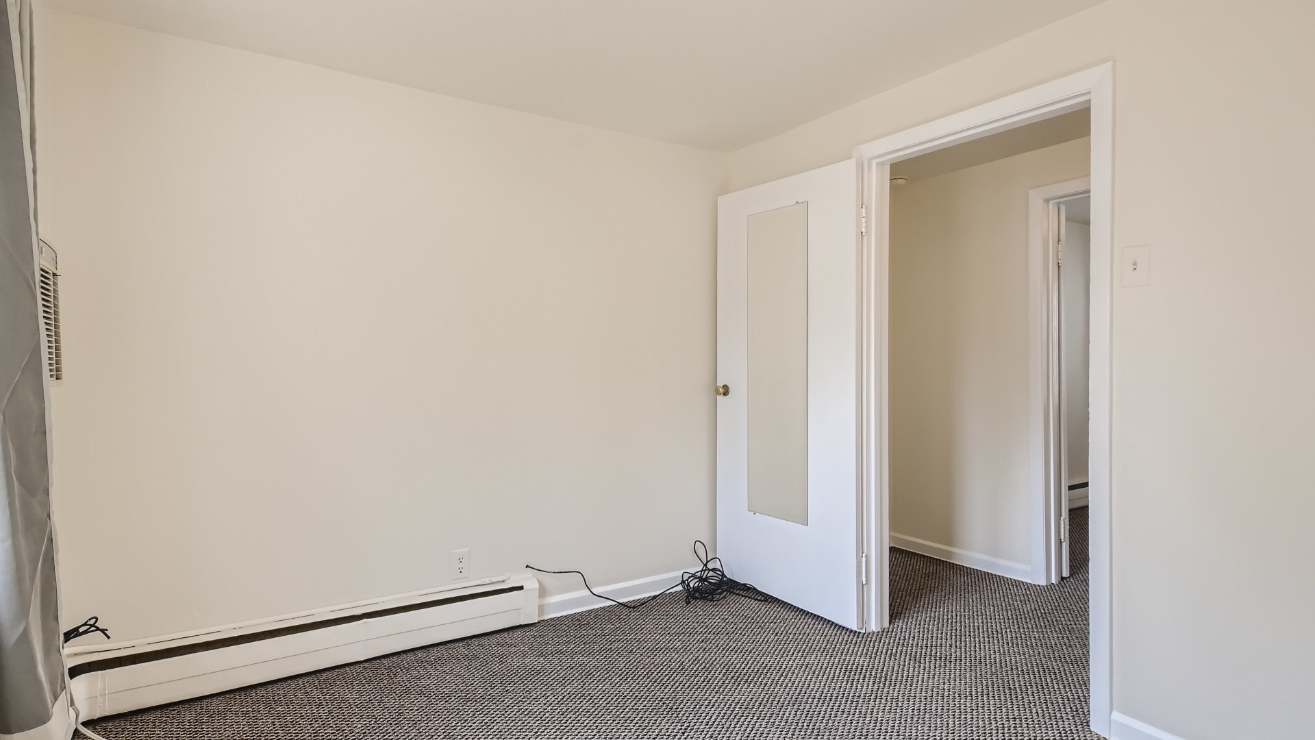 512 Porter Street #2, Lemont, IL 60439