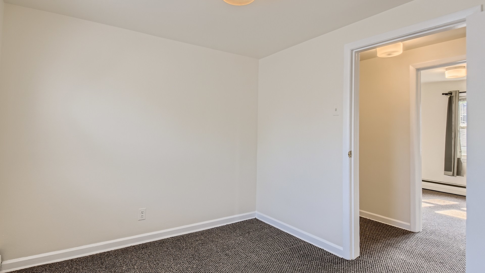 512 Porter Street #2, Lemont, IL 60439