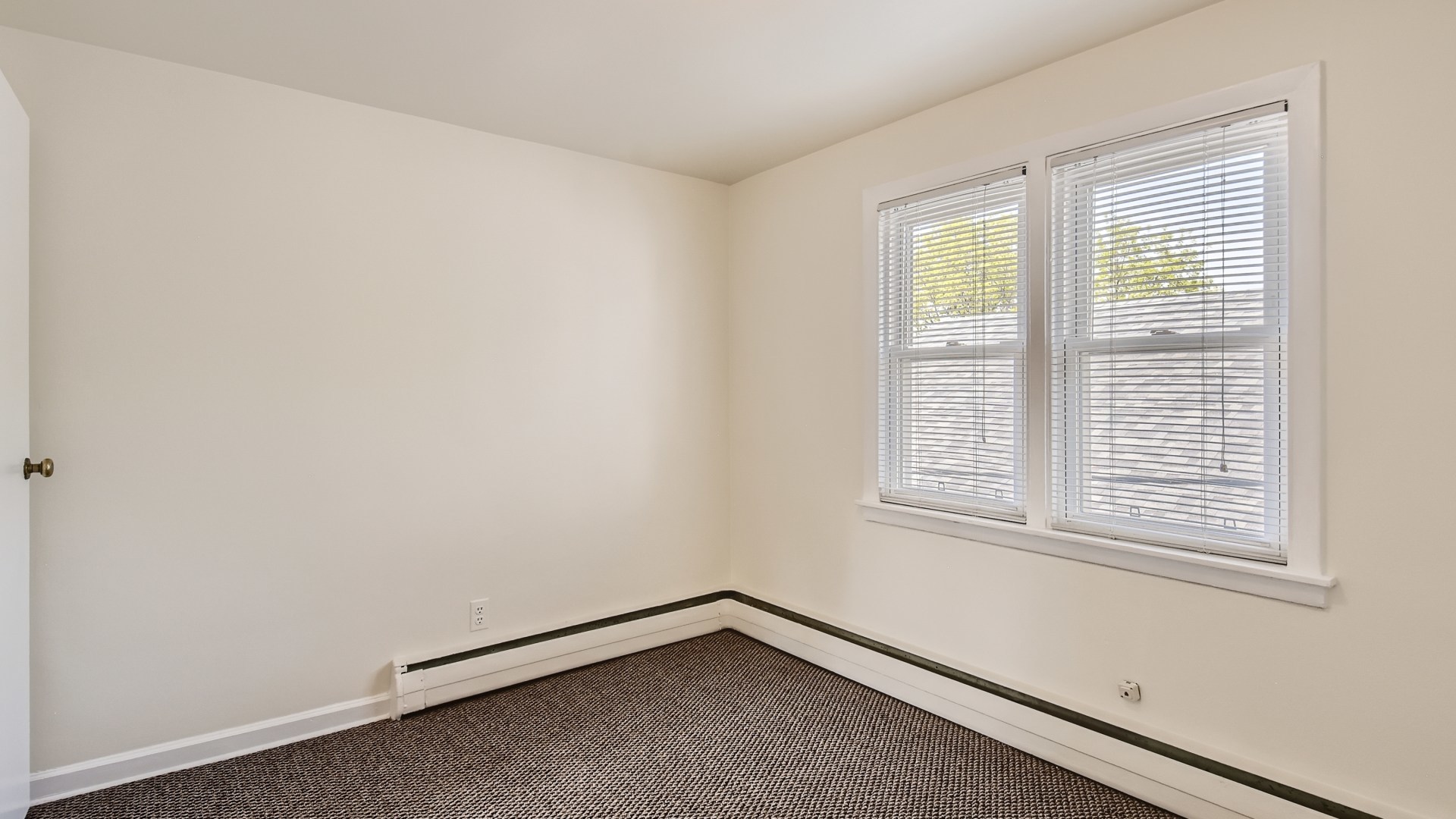 512 Porter Street #2, Lemont, IL 60439