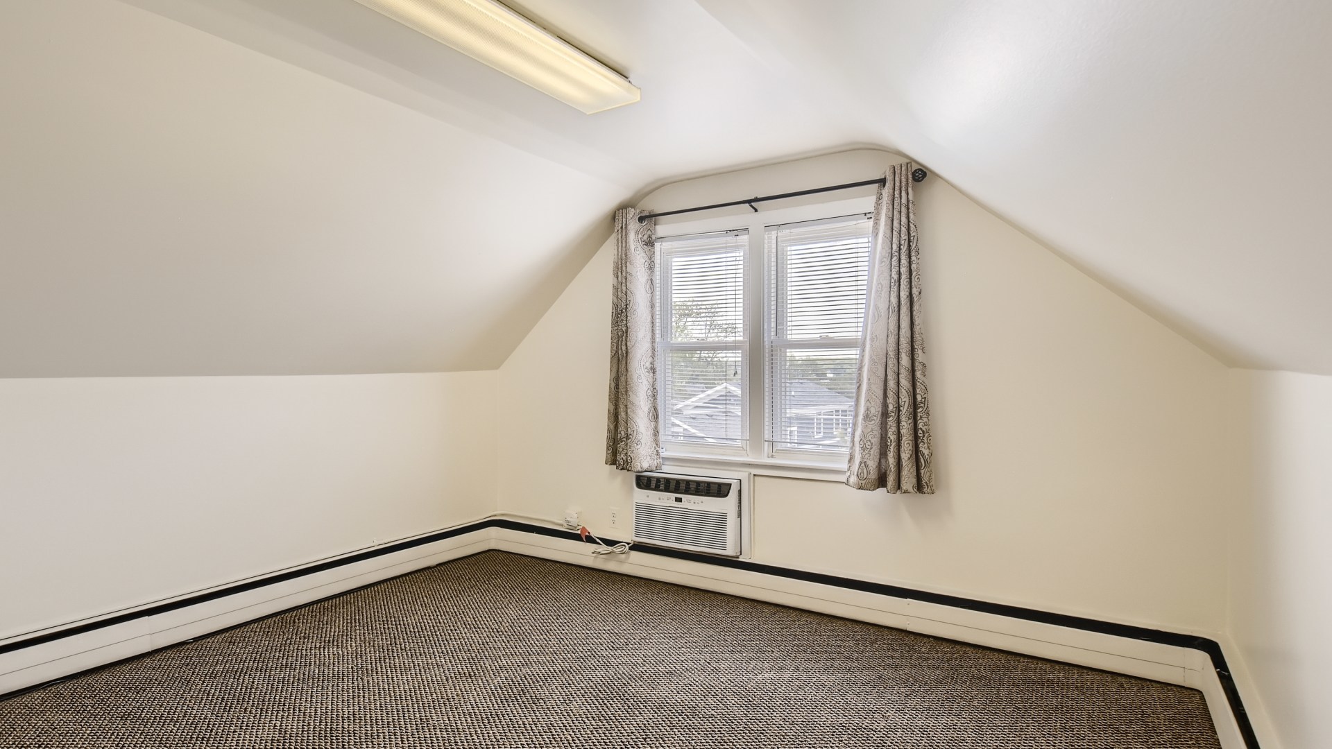 512 Porter Street #2, Lemont, IL 60439