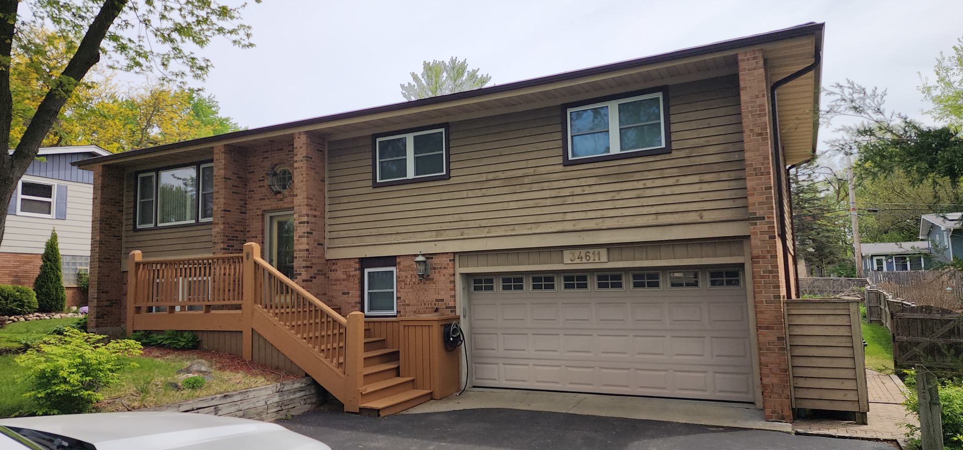 34611 N Iroquois Trail, McHenry, IL 60051