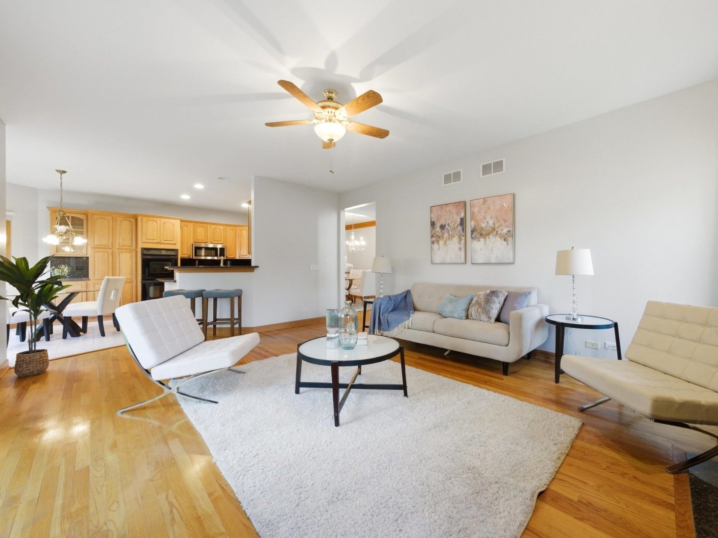 3098 Rosebrook Circle, Westchester, IL 60154
