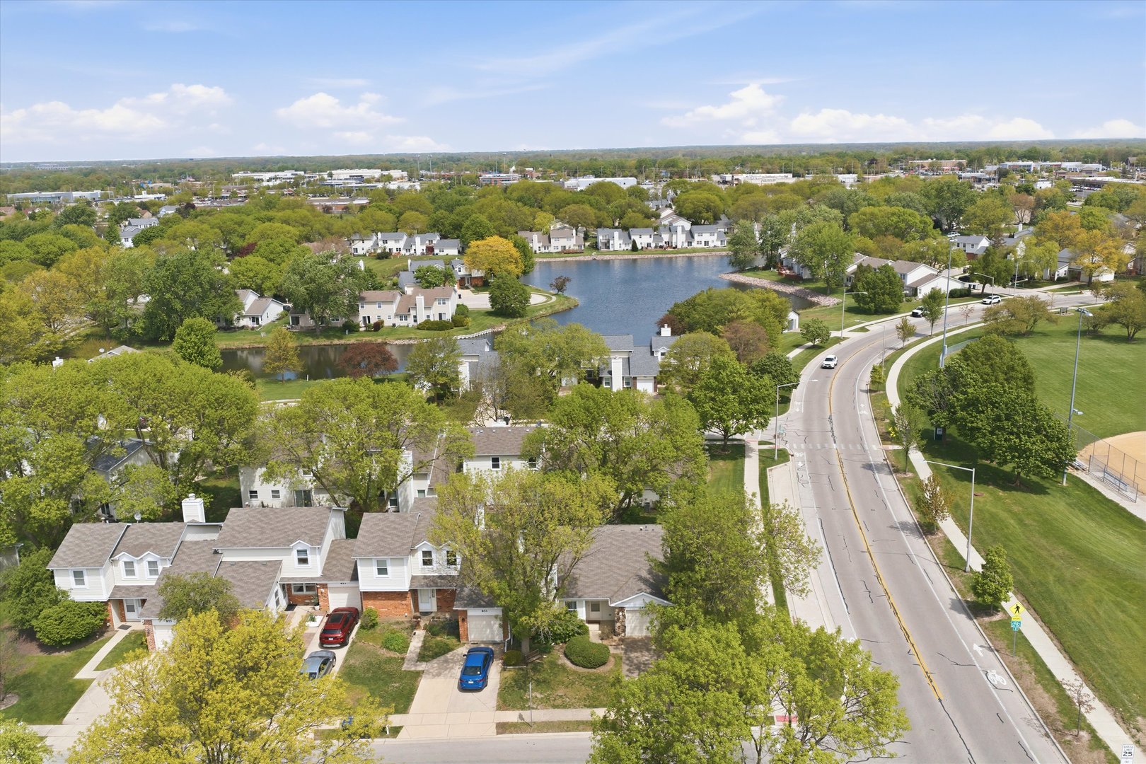 849 Colony Lake Drive, Schaumburg, IL 60194