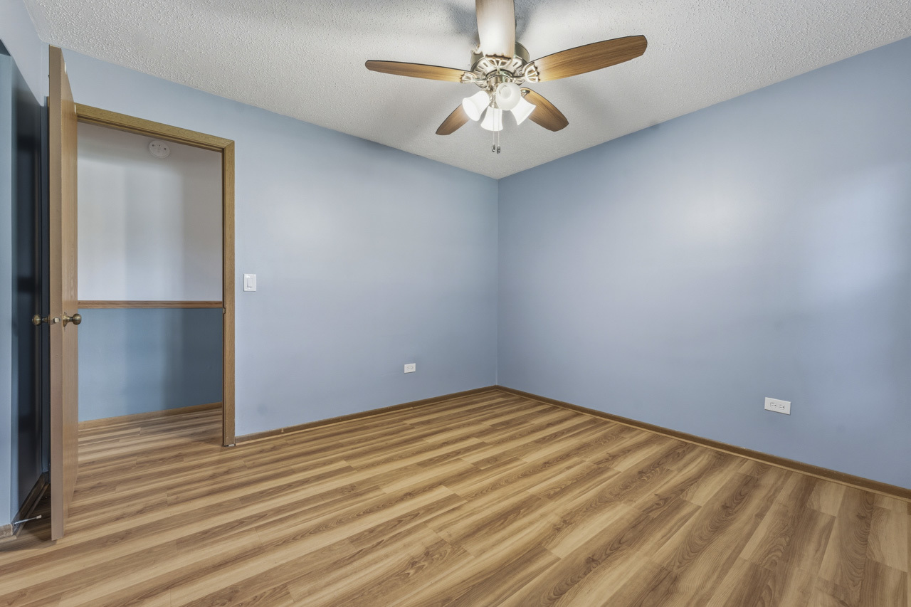 472 Elizabeth Drive #17-A-R, Wood Dale, IL 60191