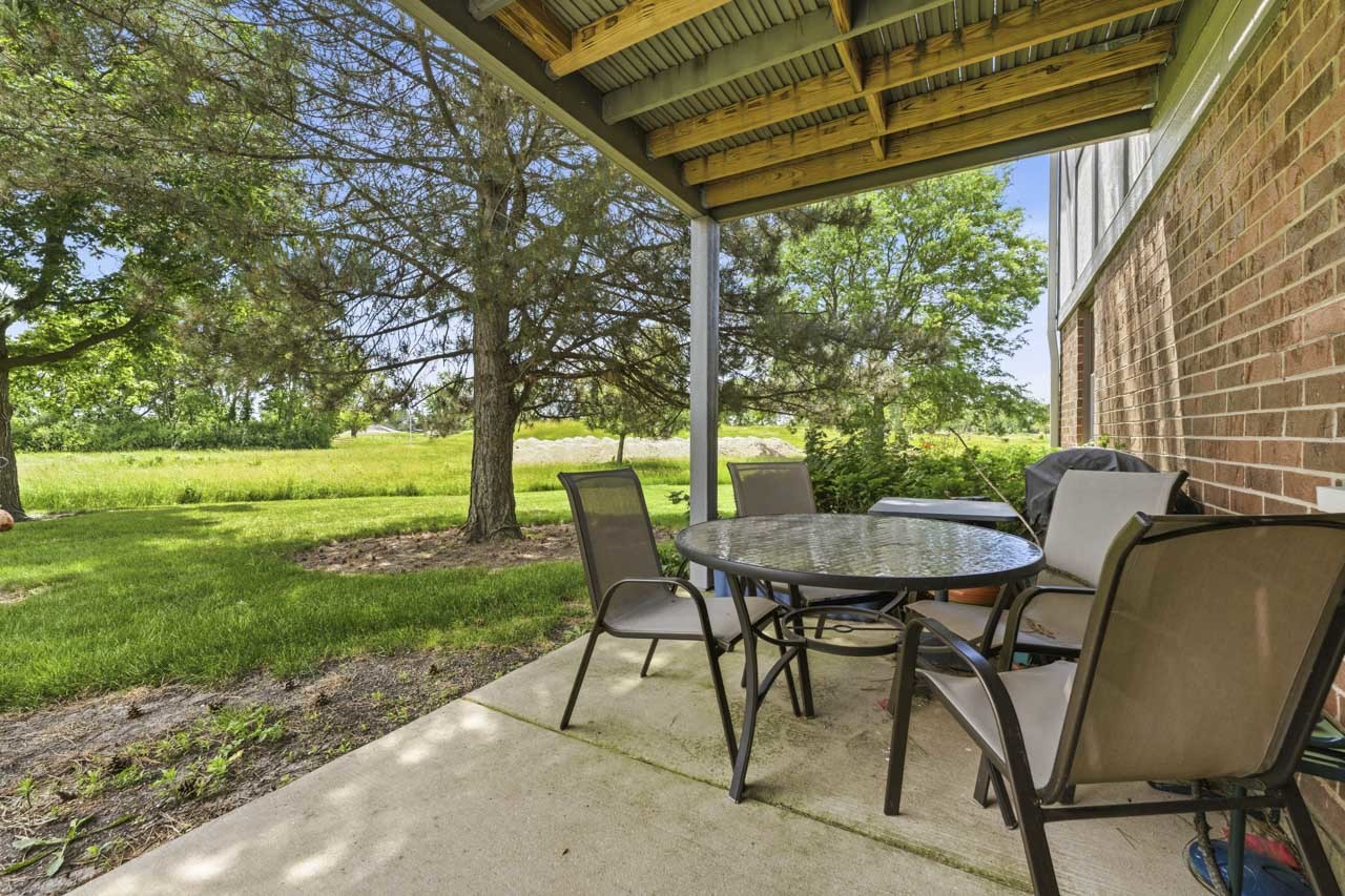 472 Elizabeth Drive #17-A-R, Wood Dale, IL 60191