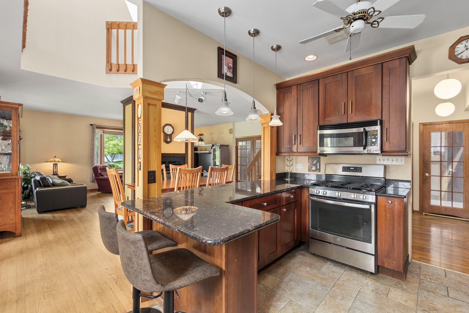 13657 S Parker Road, Homer Glen, IL 60491
