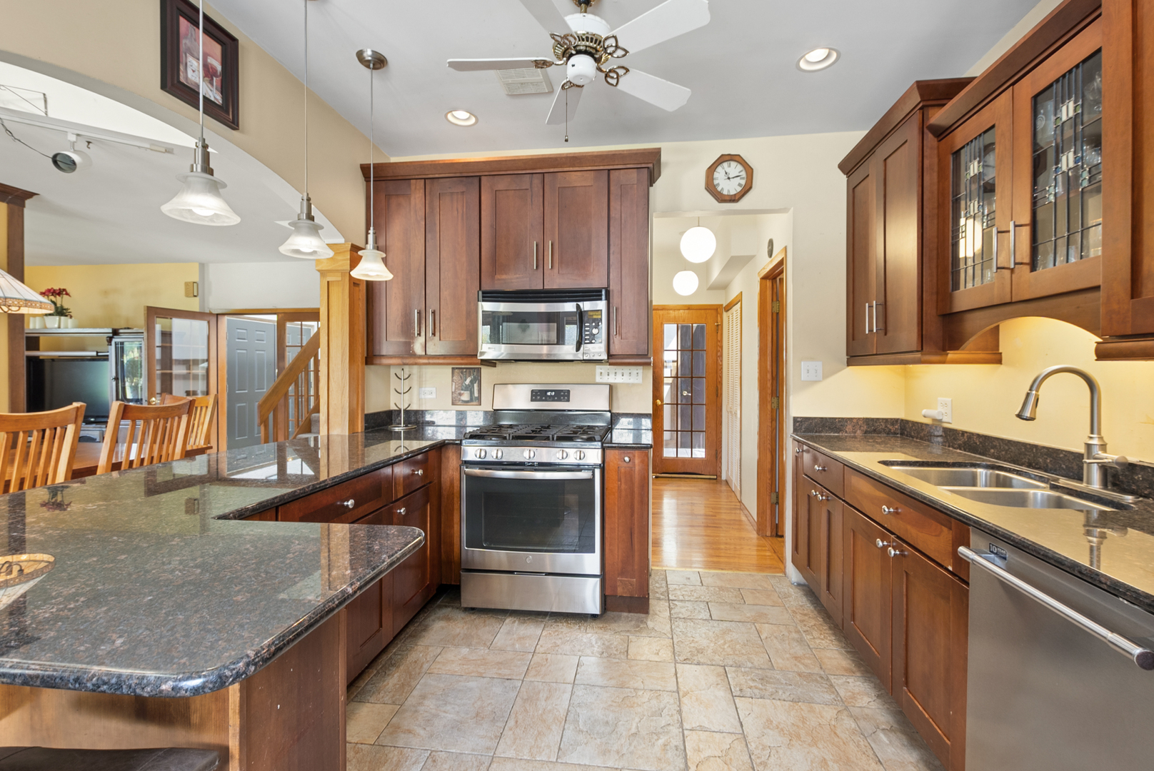 13657 S Parker Road, Homer Glen, IL 60491