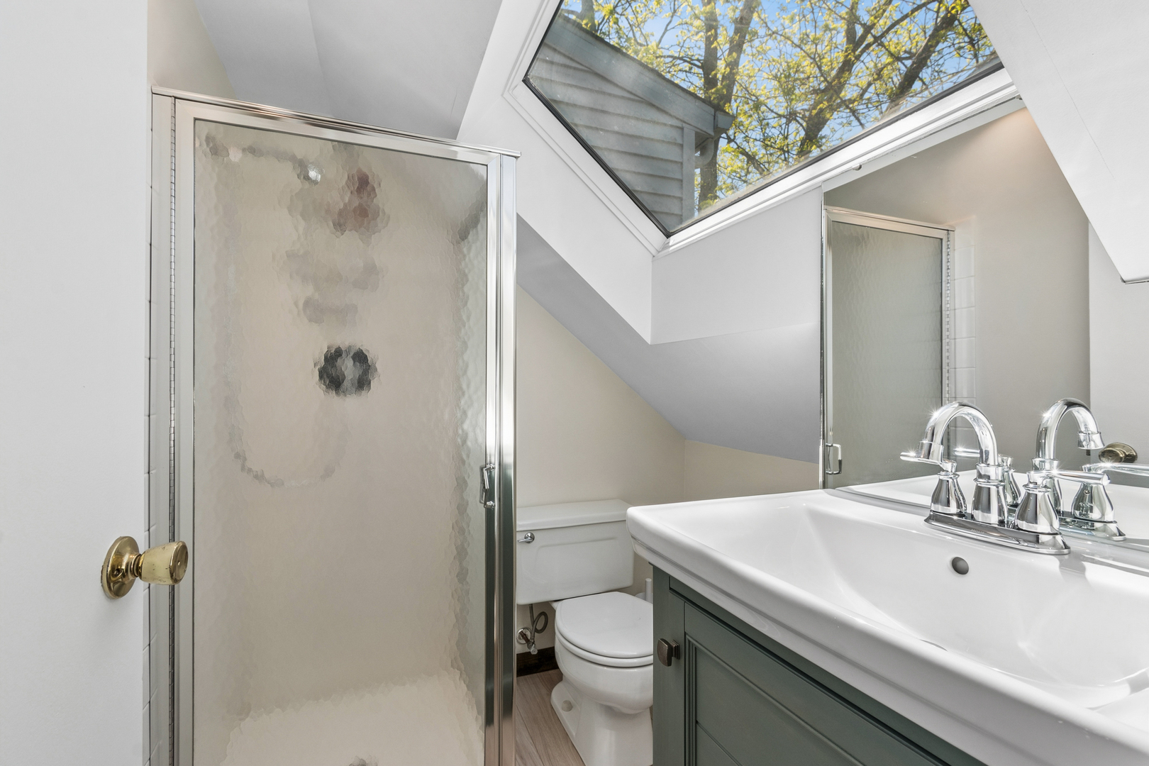 44 W Indian Trail Road, Barrington, IL 60010