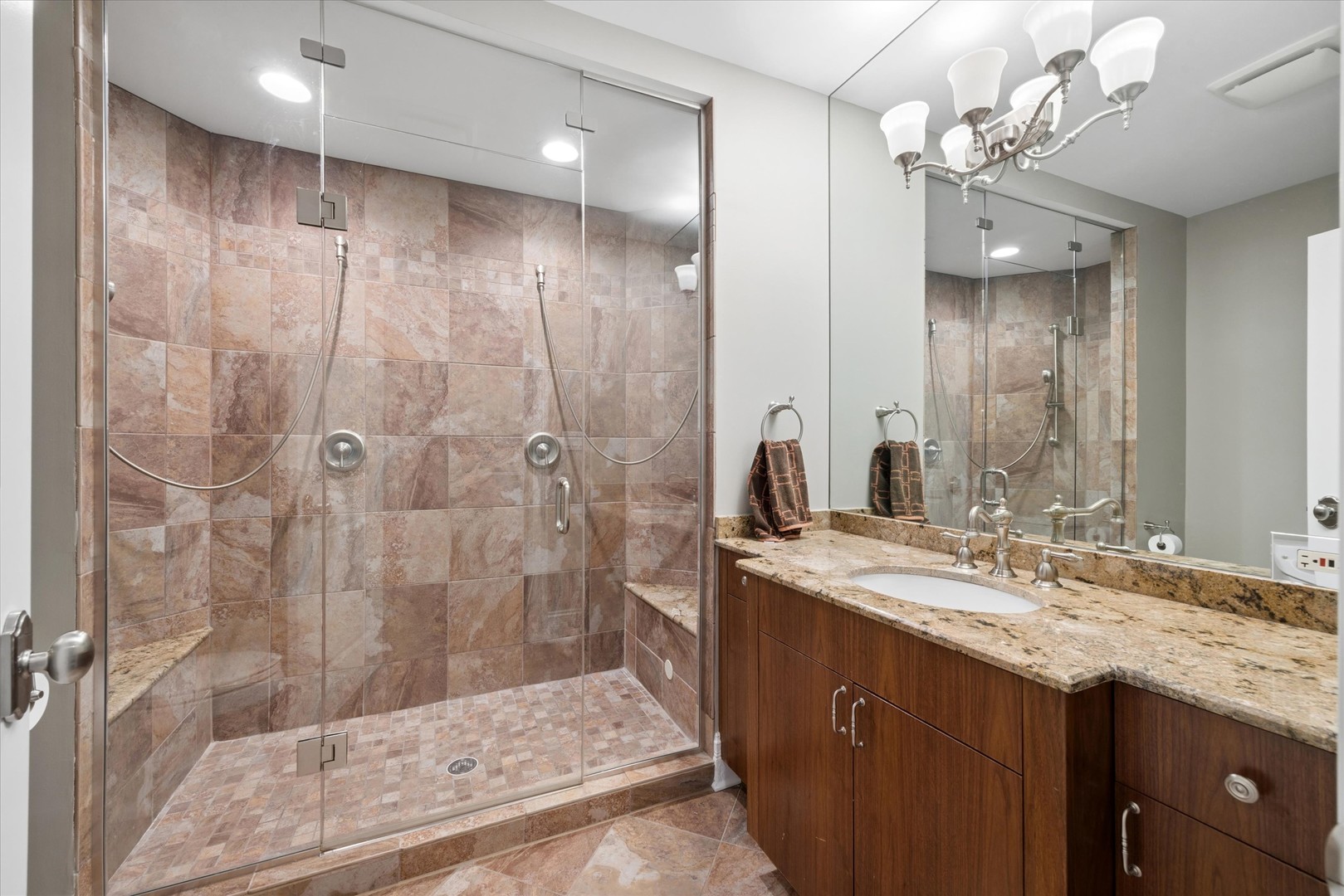 117 W NORTH Street, Hinsdale, IL 60521