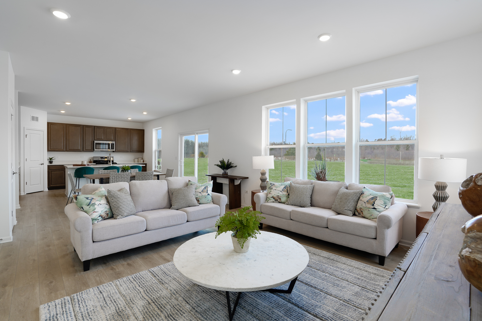 549 ARYE Drive, Elgin, IL 60124