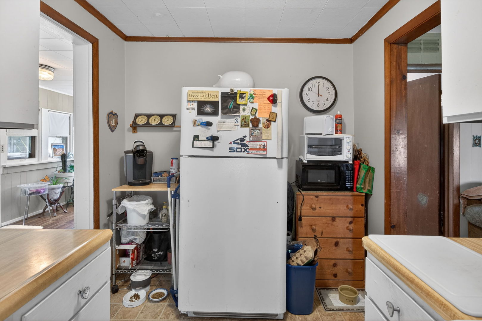 105 Edgewood Avenue, Crystal Lake, IL 60014