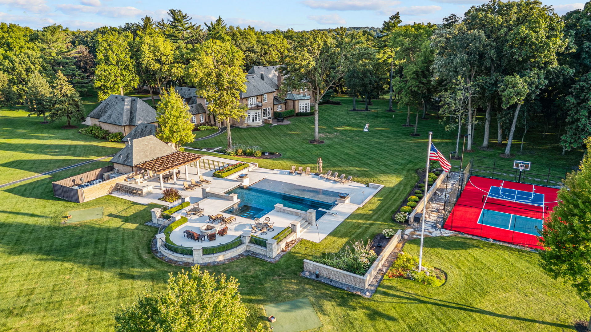 5021 Minkler Road, Yorkville, IL 60560