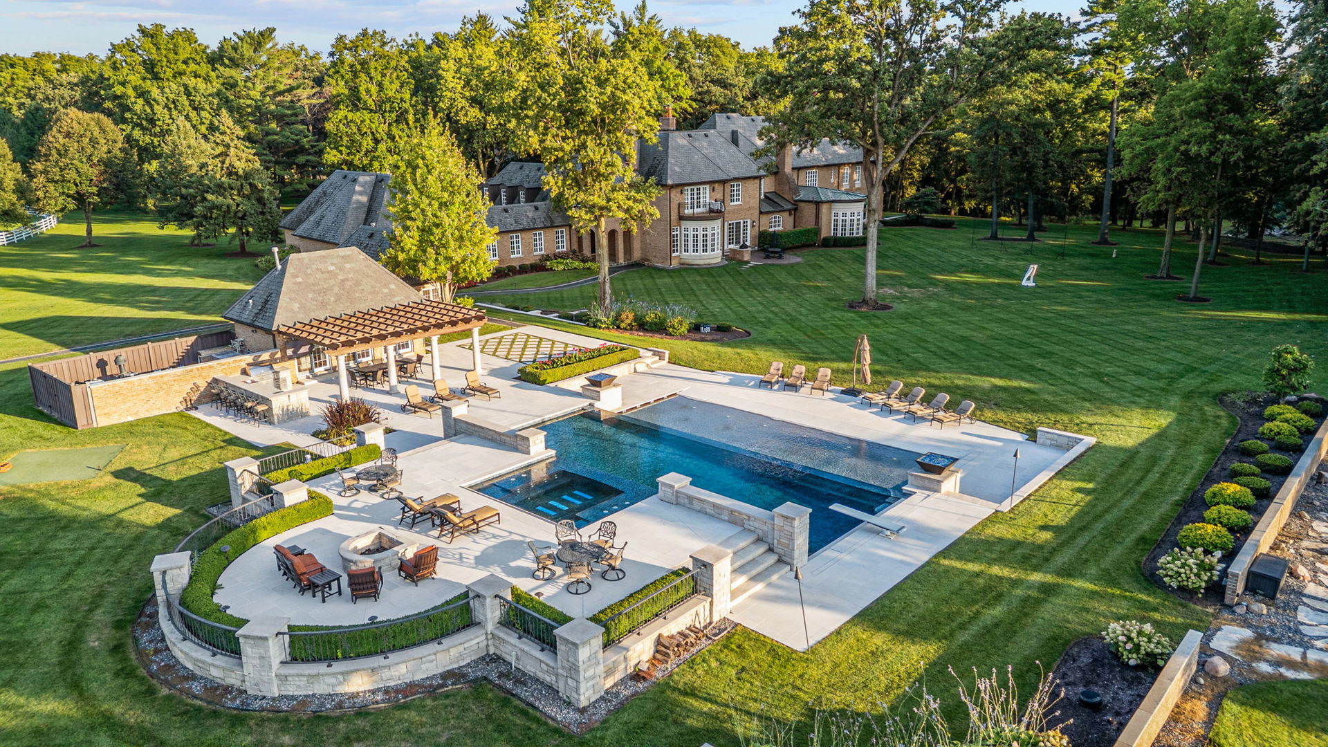 5021 Minkler Road, Yorkville, IL 60560